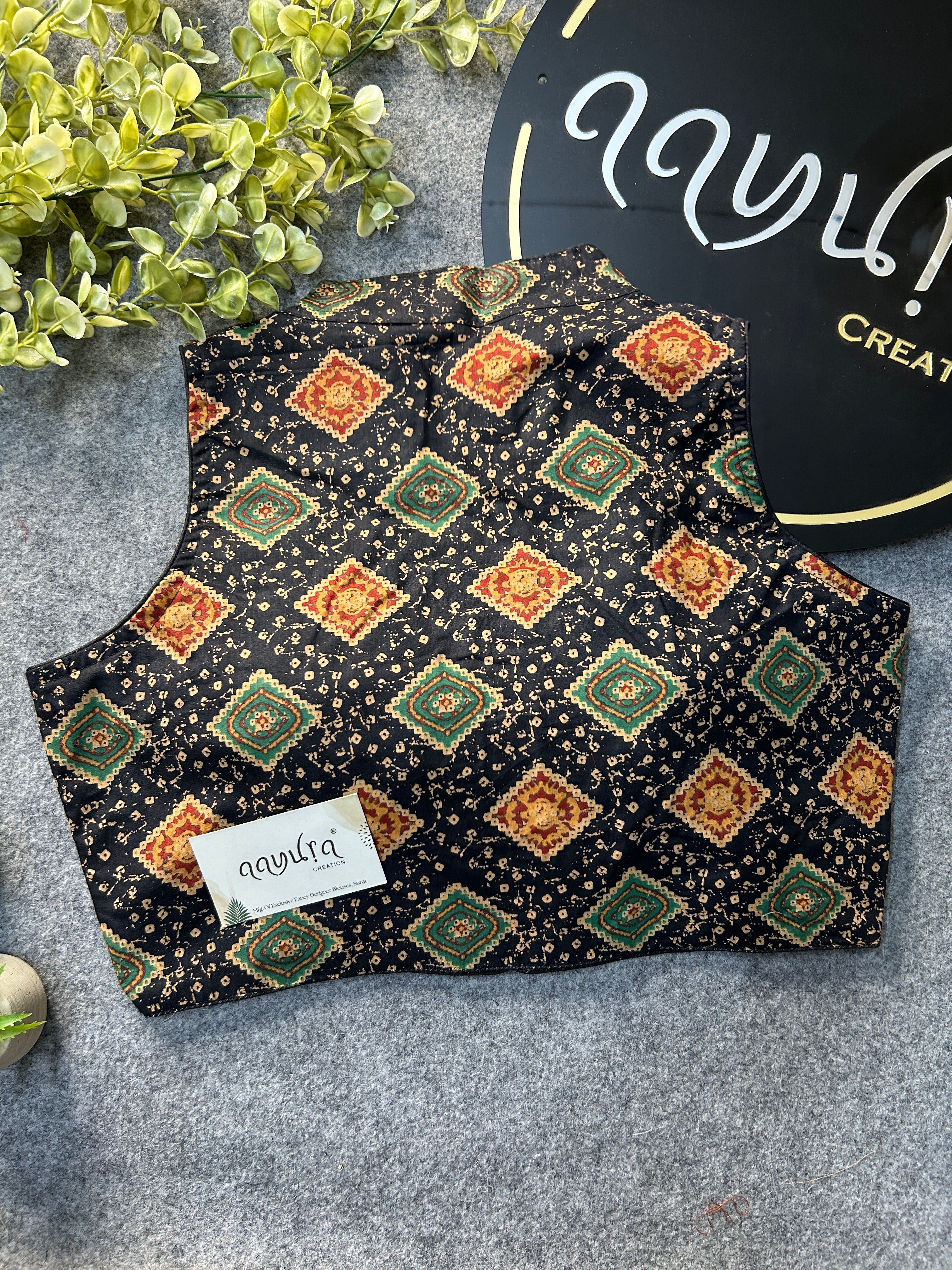 Highneck Cotton Blouse