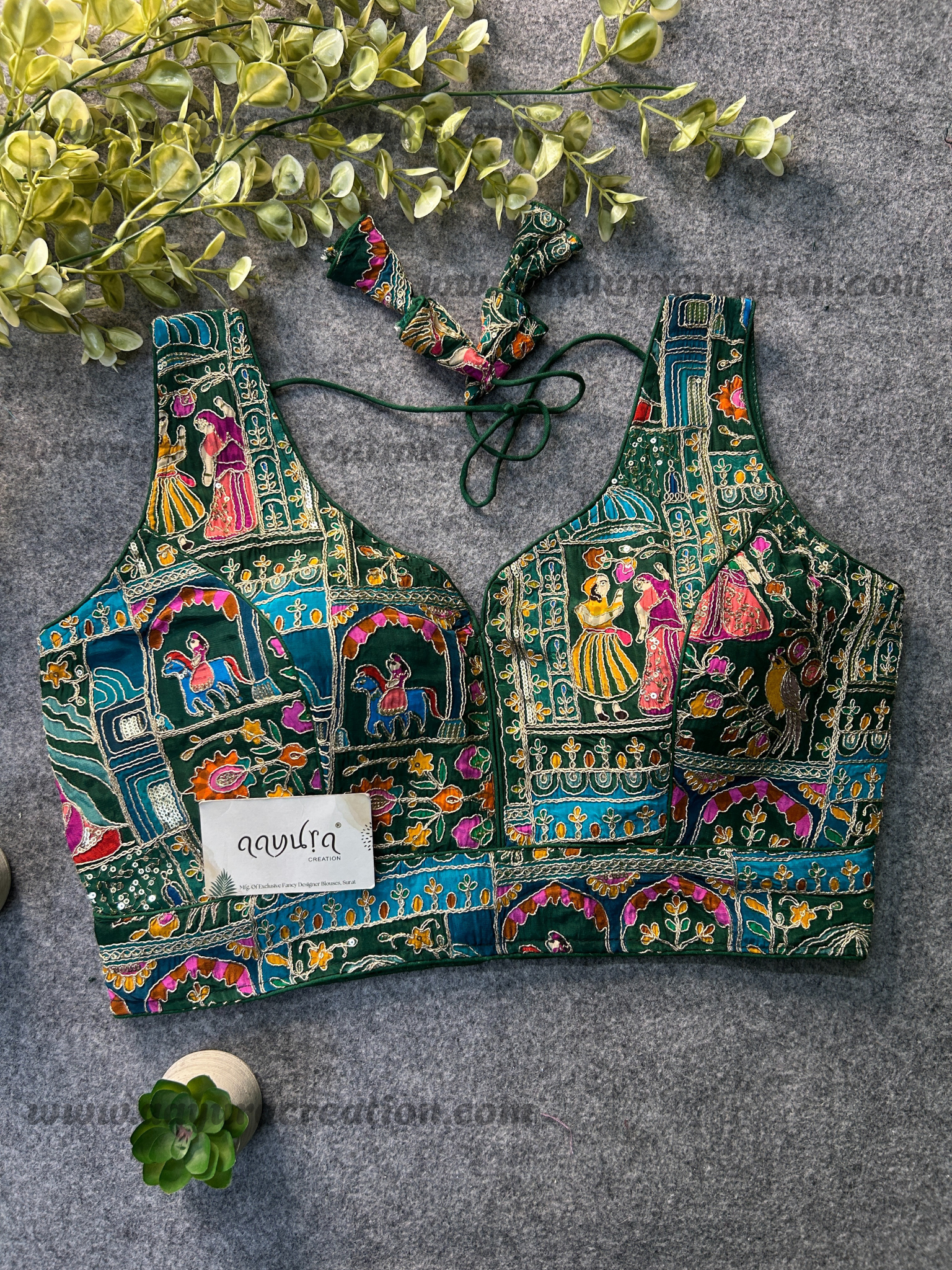Empress Elegance Blouse ๐ธ