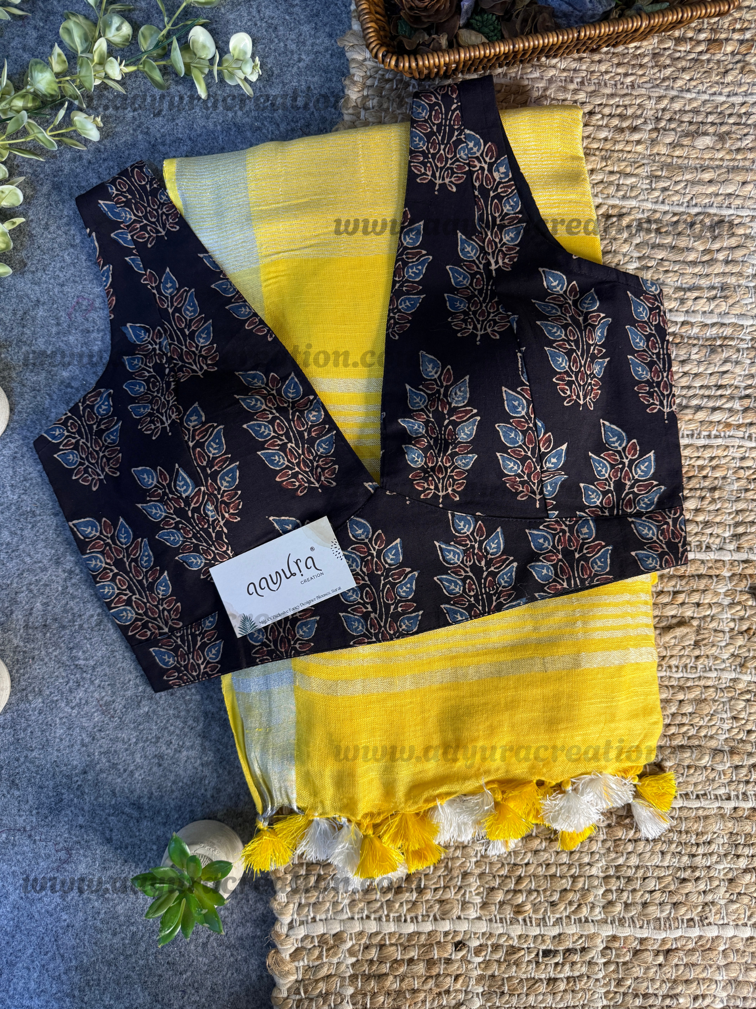 Ajrakh Vibe – Linen Grace Combo