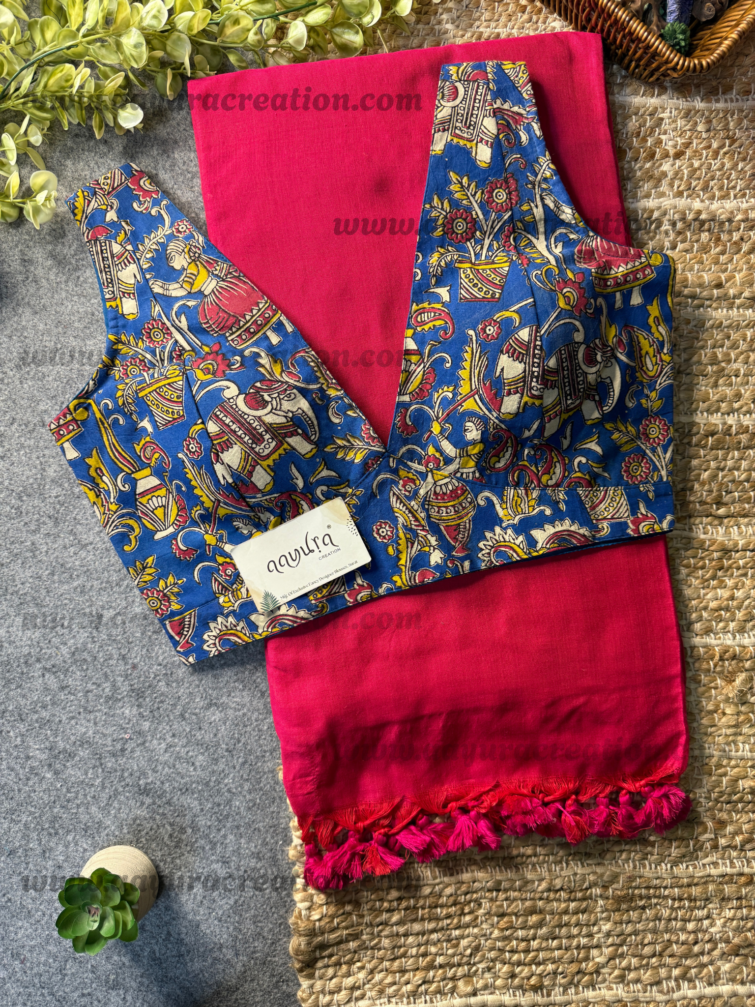 Ajrakh Vibe โ Khadi Grace Combo