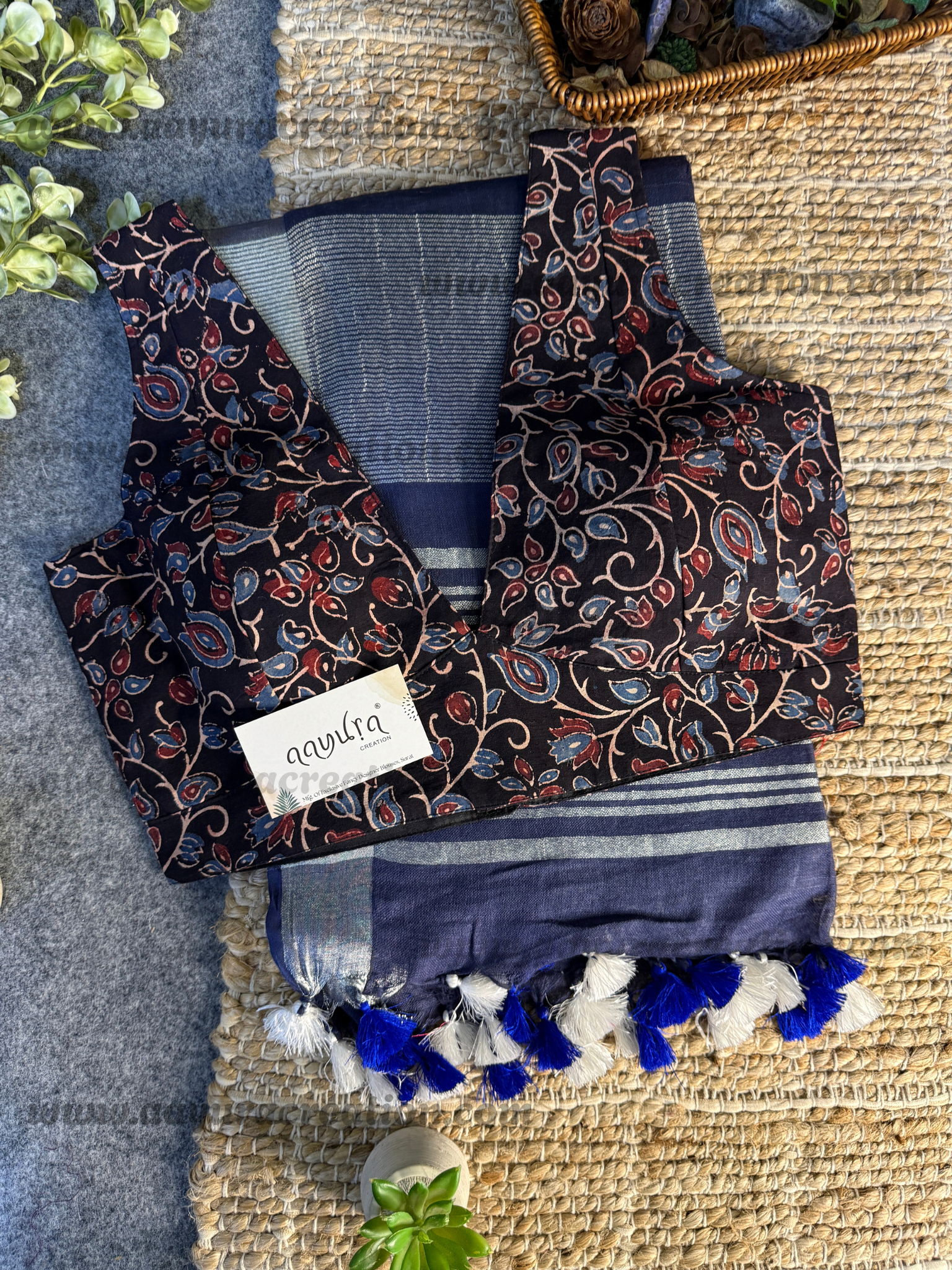 Ajrakh Vibe – Linen Grace Combo