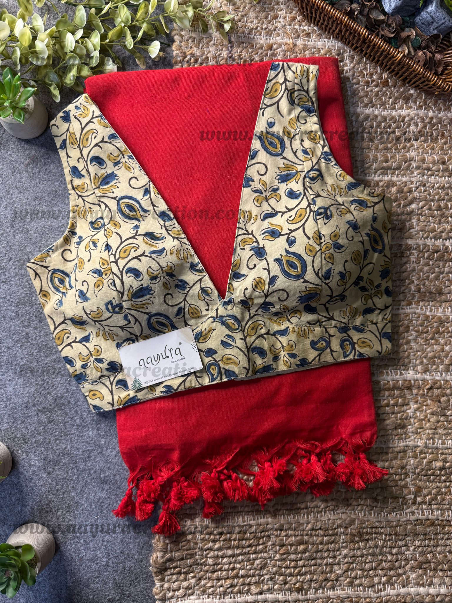 Ajrakh Vibe โ Khadi Grace Combo