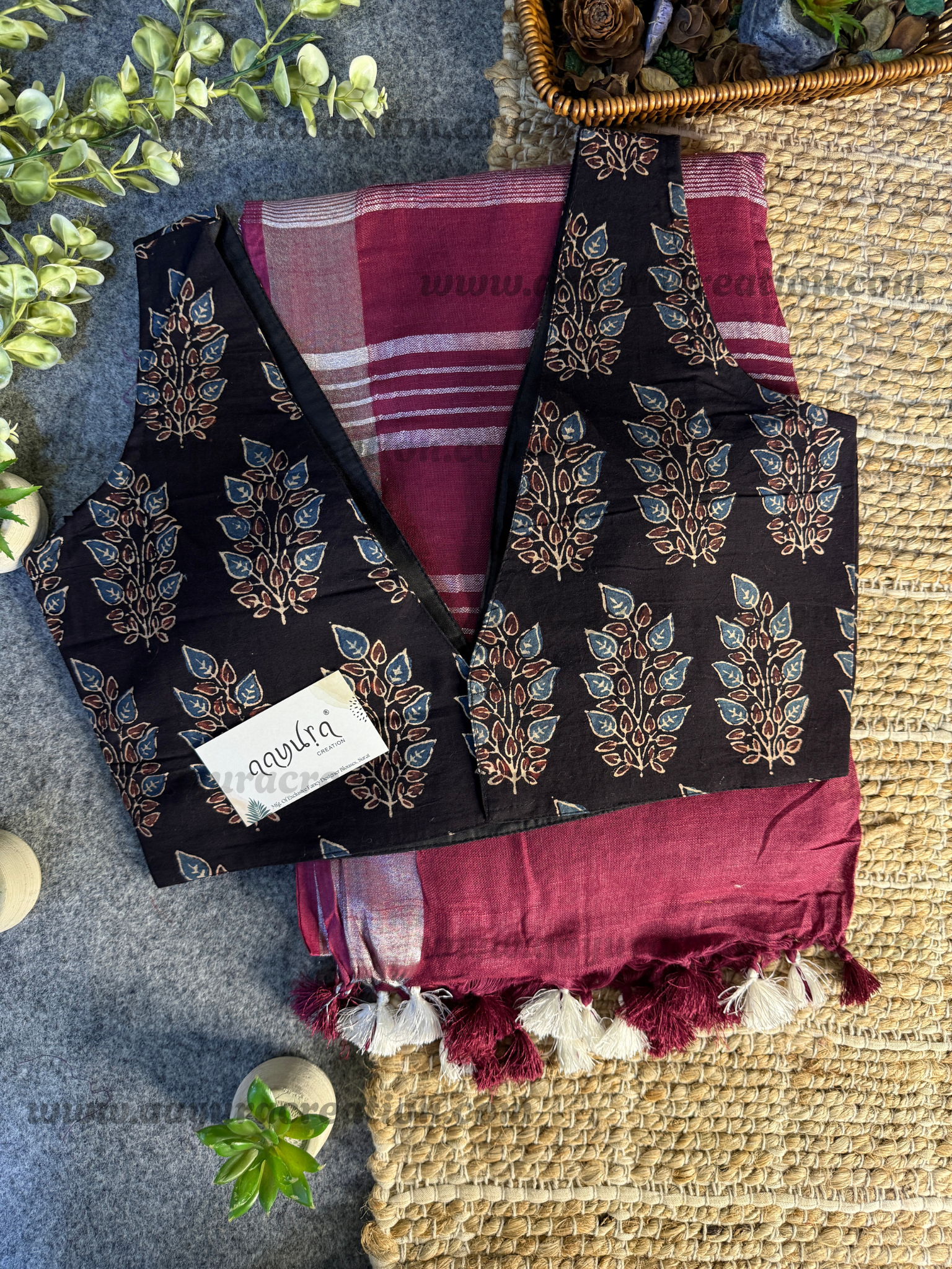 Ajrakh Vibe – Linen Grace Combo