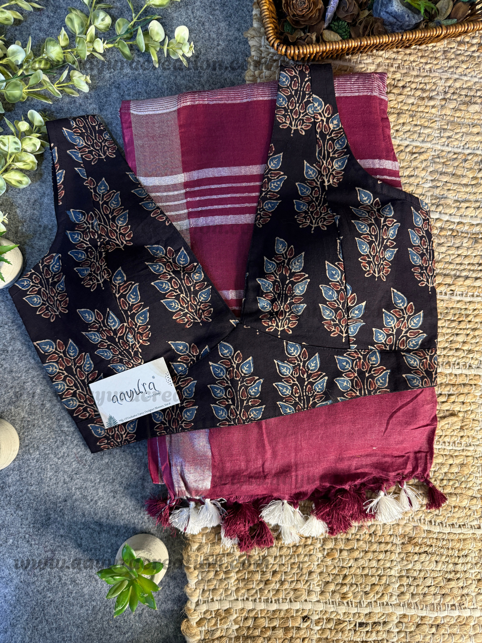 Ajrakh Vibe – Linen Grace Combo