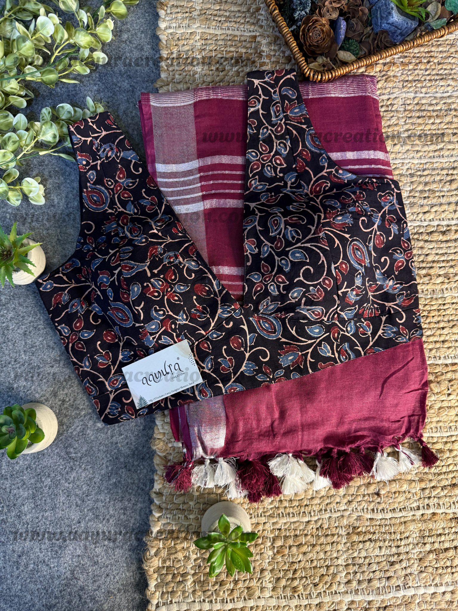 Ajrakh Vibe – Linen Grace Combo