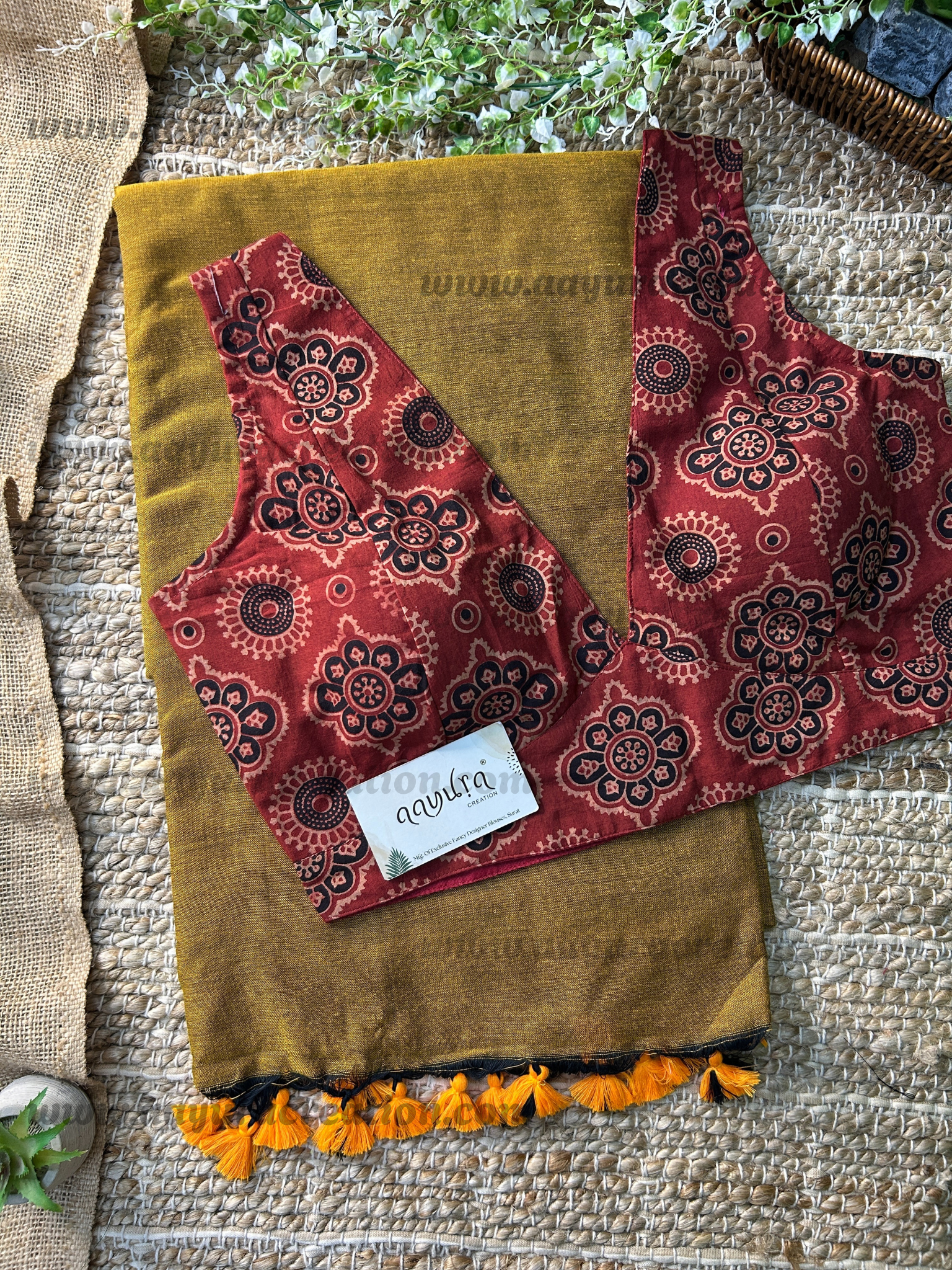 Ajrakh Vibe – Khadi Grace Combo