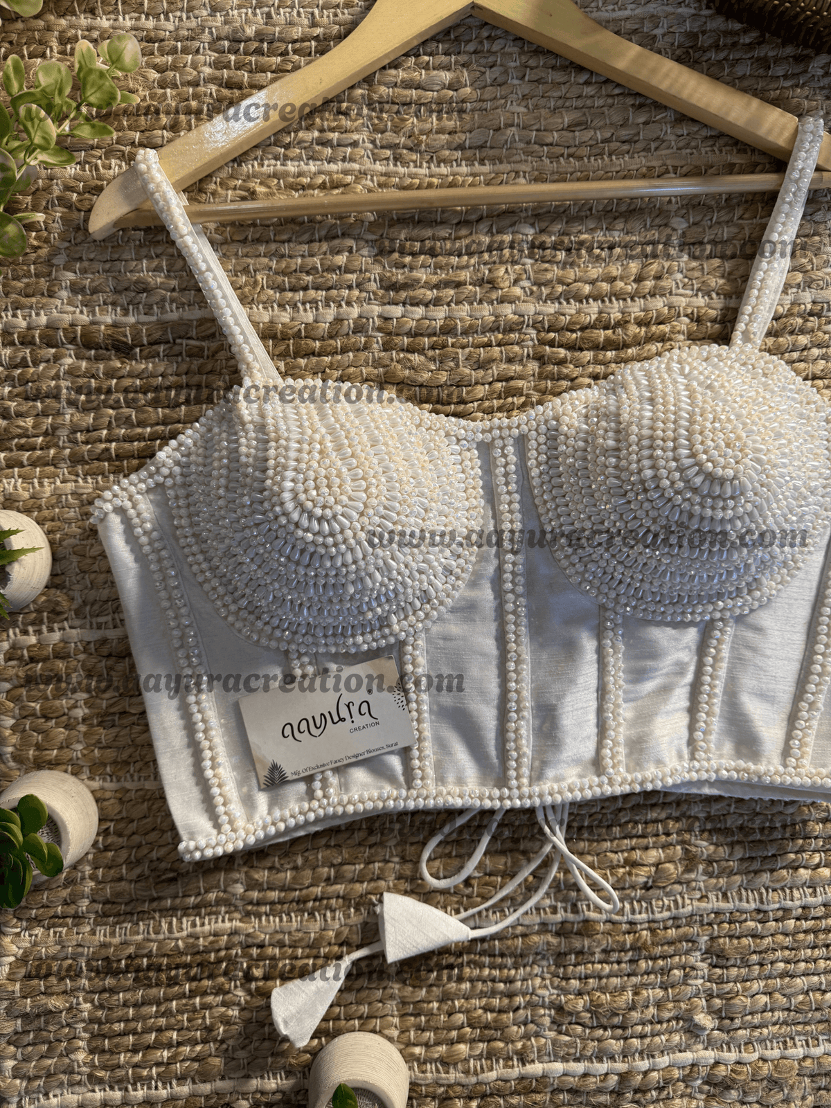 SHARIKA-WHITE