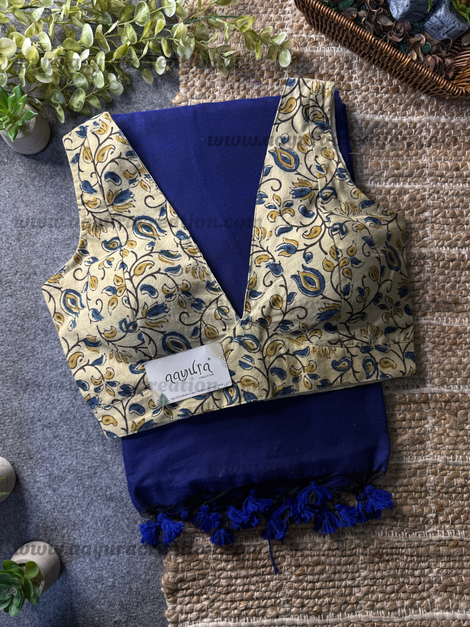 Ajrakh Vibe – Khadi Grace Combo