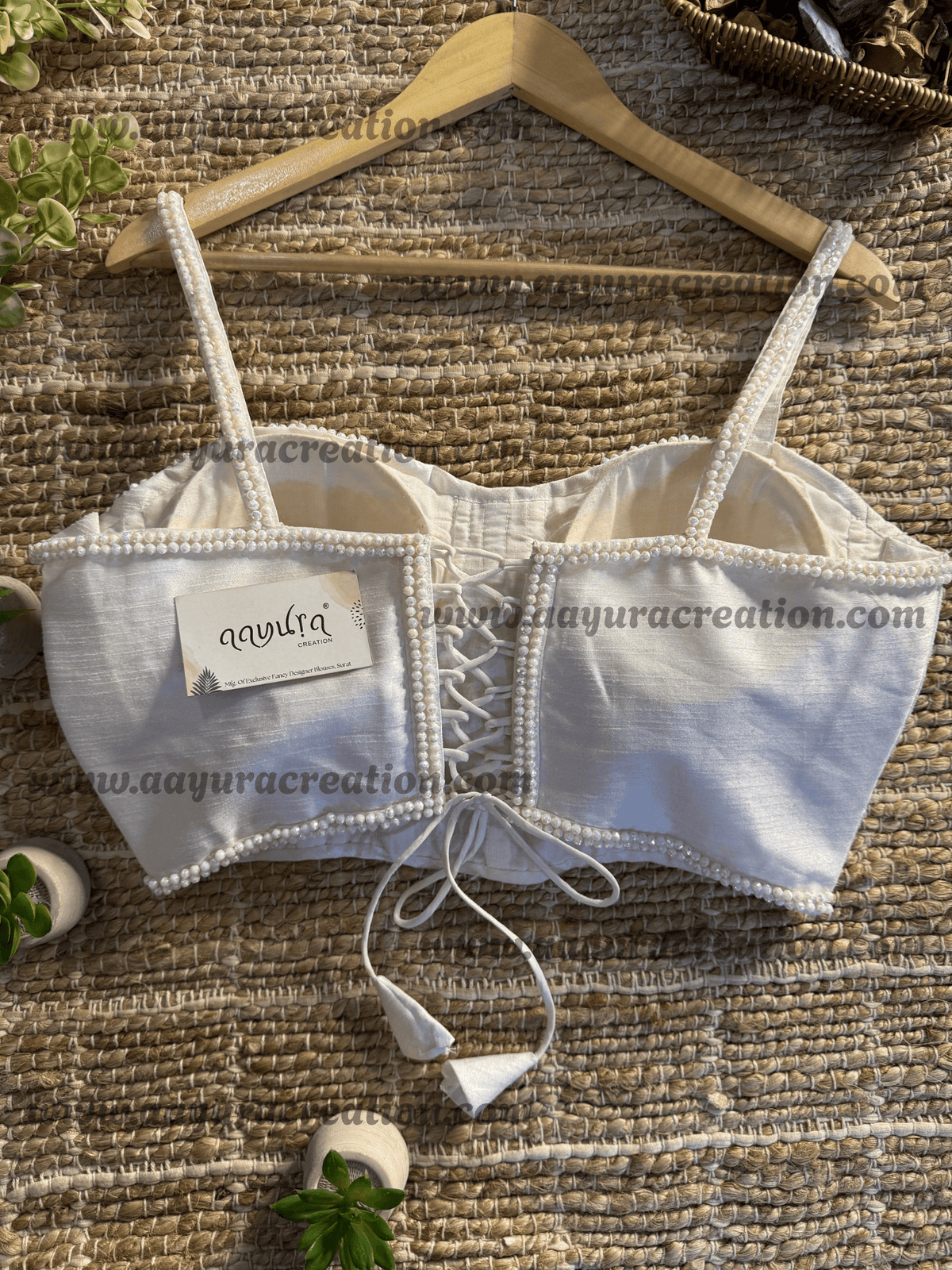 SHARIKA-WHITE
