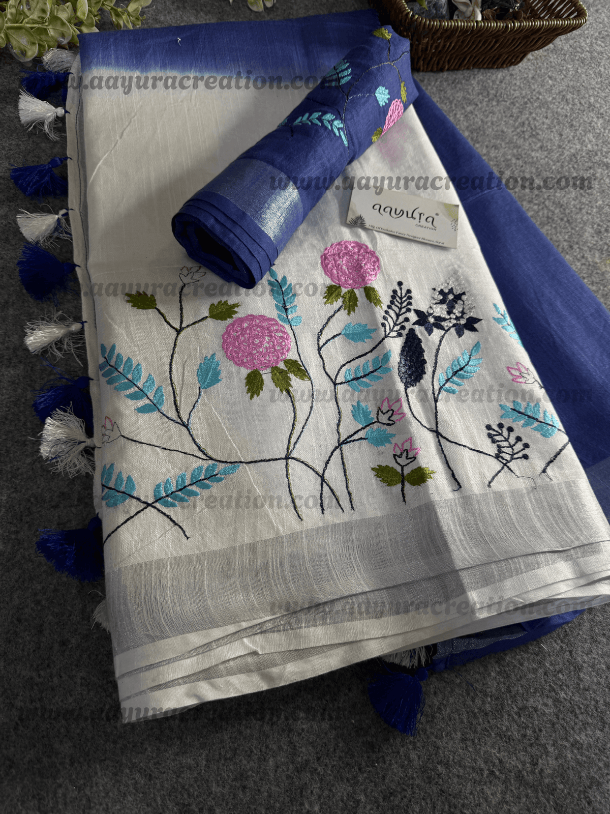 Classic Linen Charm Saree