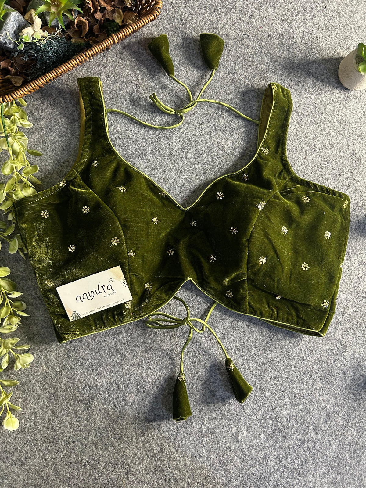 Butty Backless