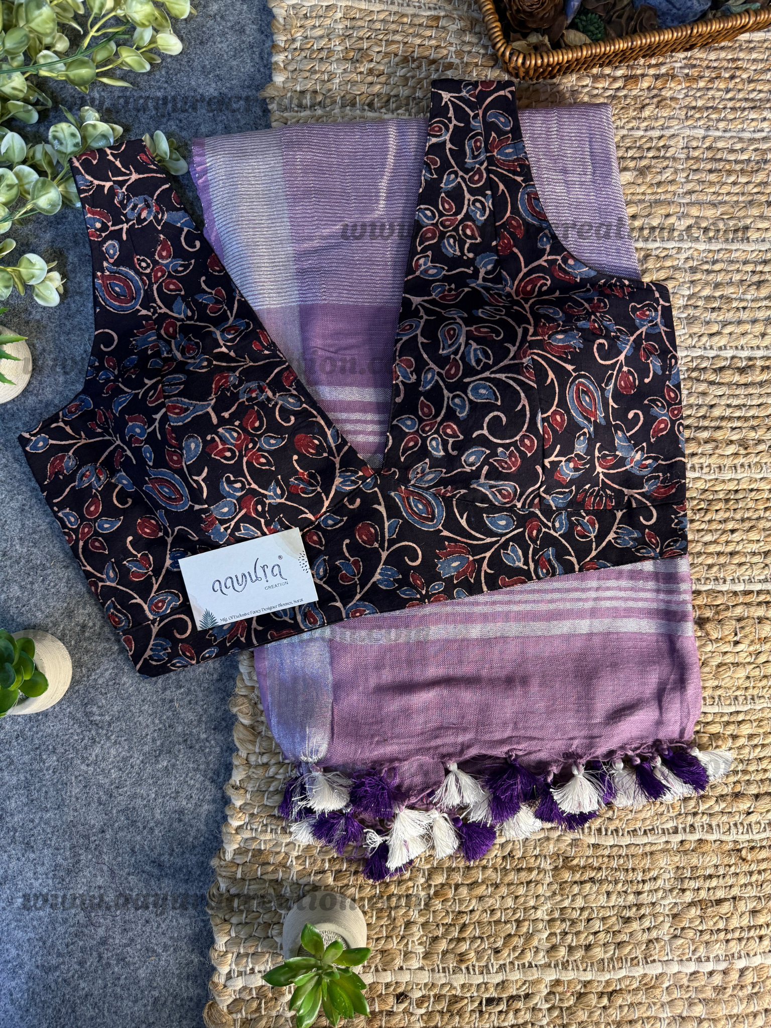 Ajrakh Vibe – Linen Grace Combo