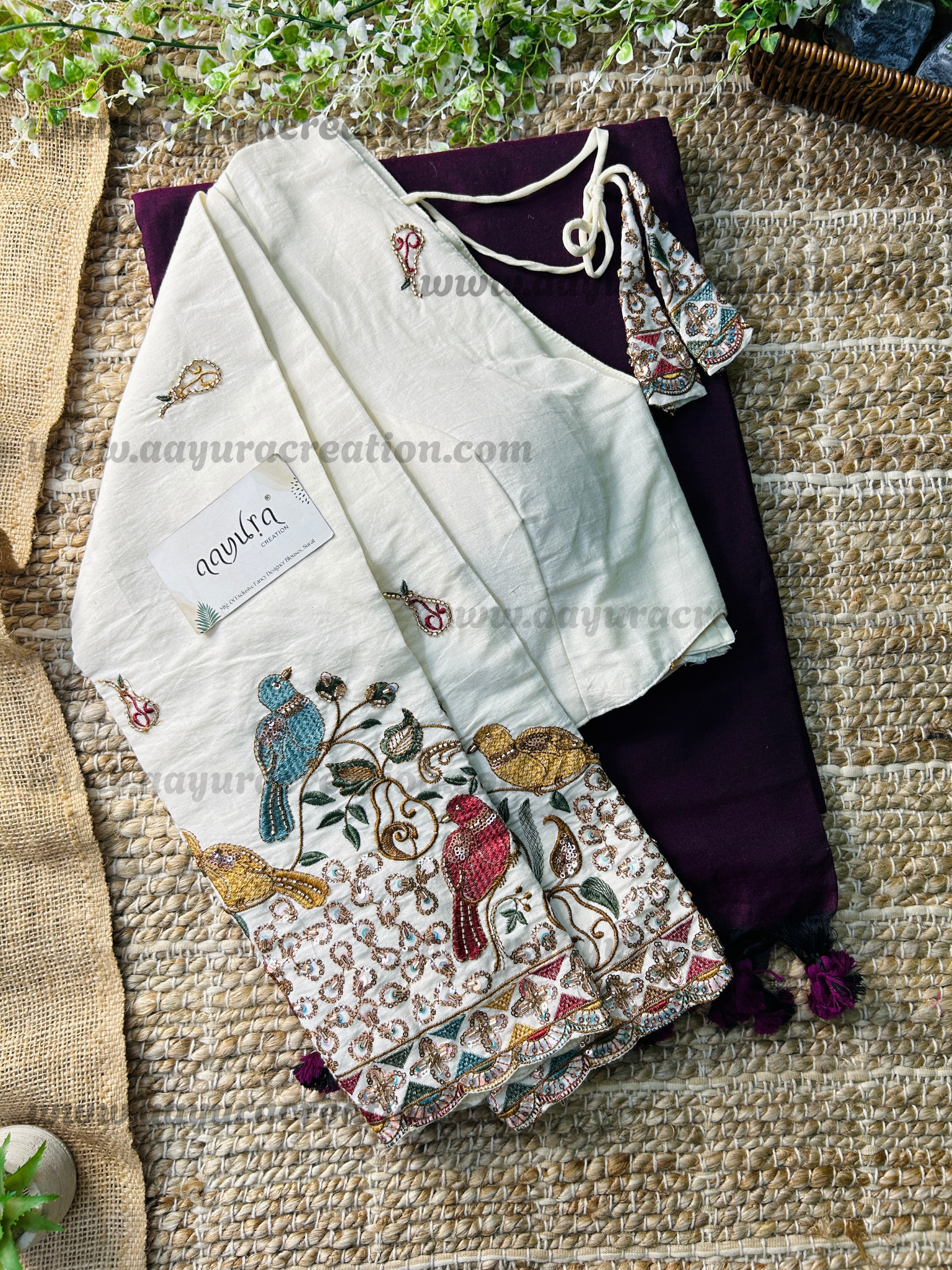 Royal Khadi Grace
