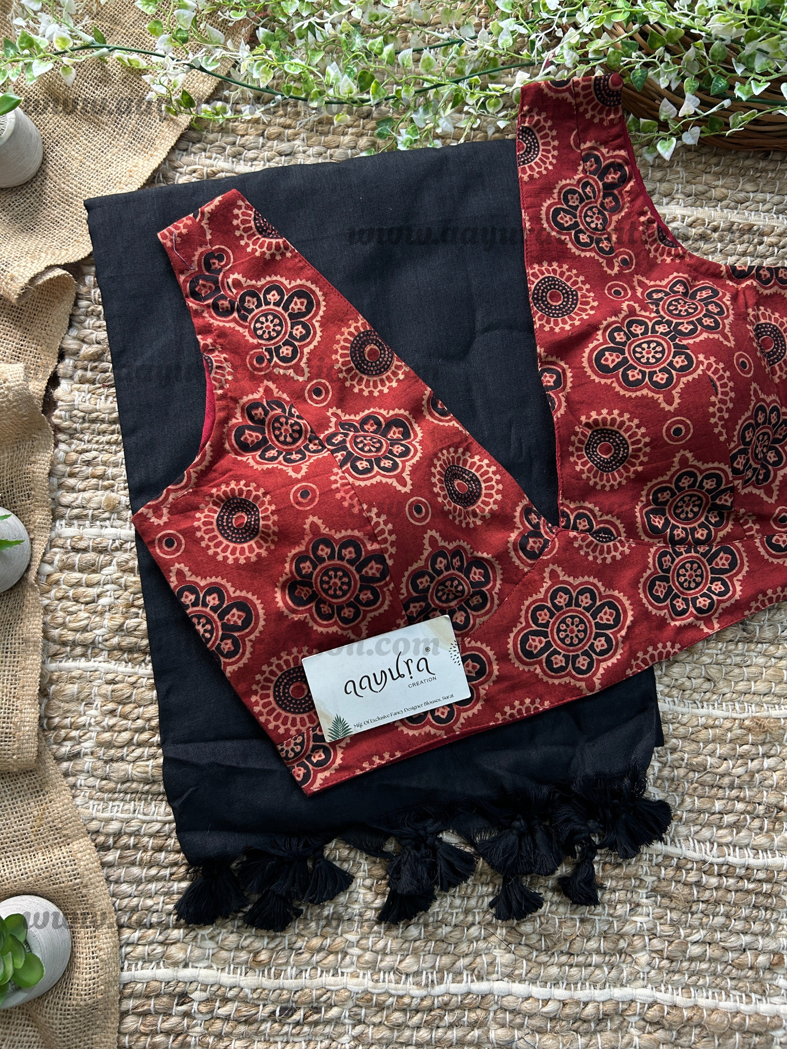 Ajrakh Vibe – Khadi Grace Combo