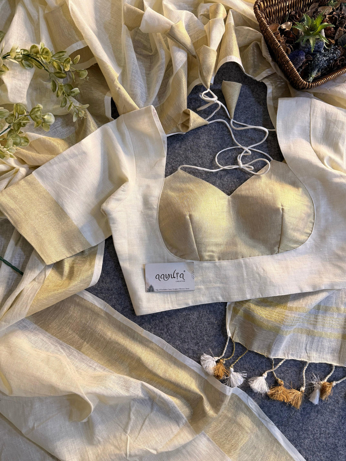 Handwoven Linen Grace Saree