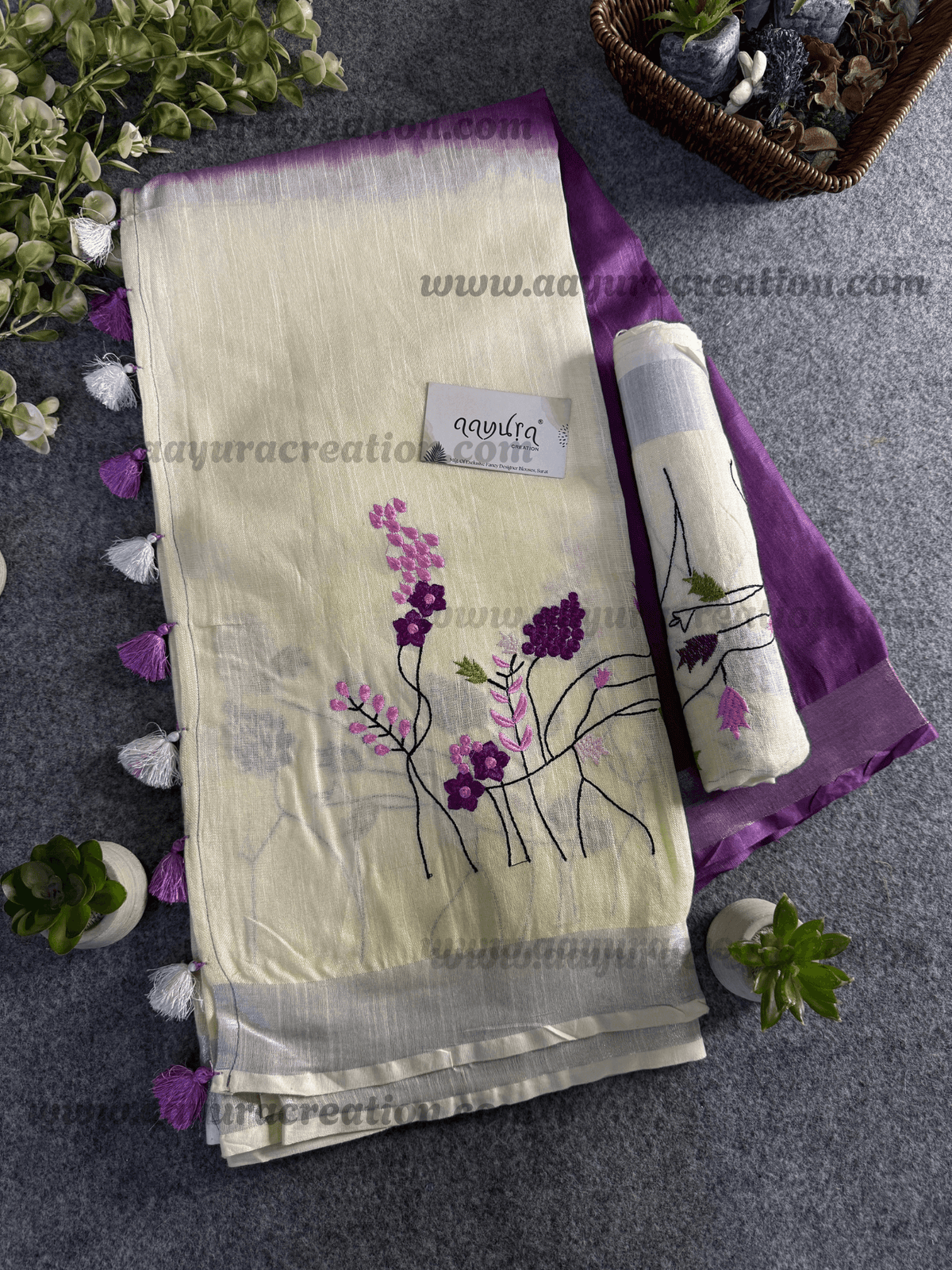 Classic Linen Charm Saree