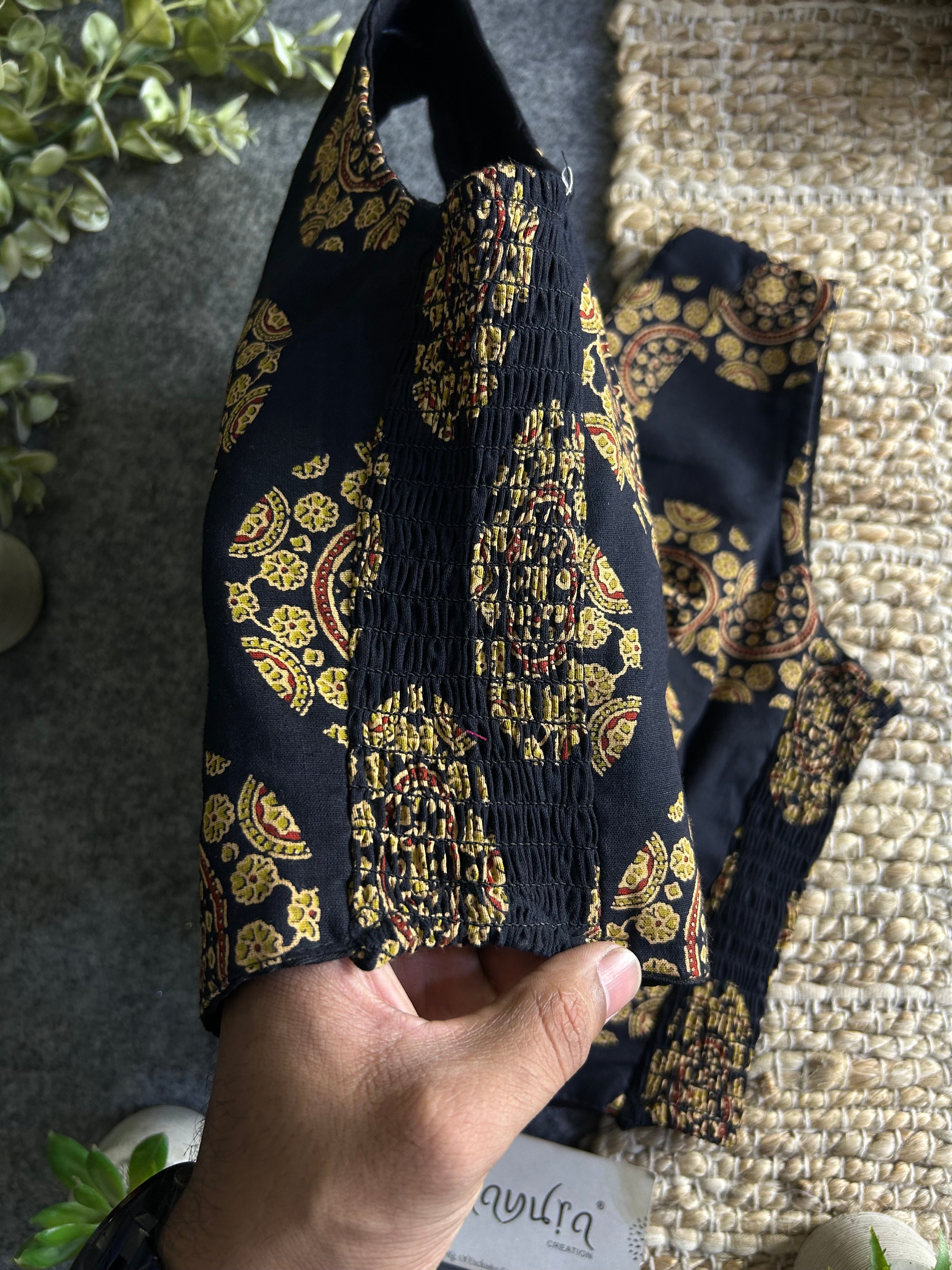 SOFT STRETCH PREMIUM COTTON BLOUSE