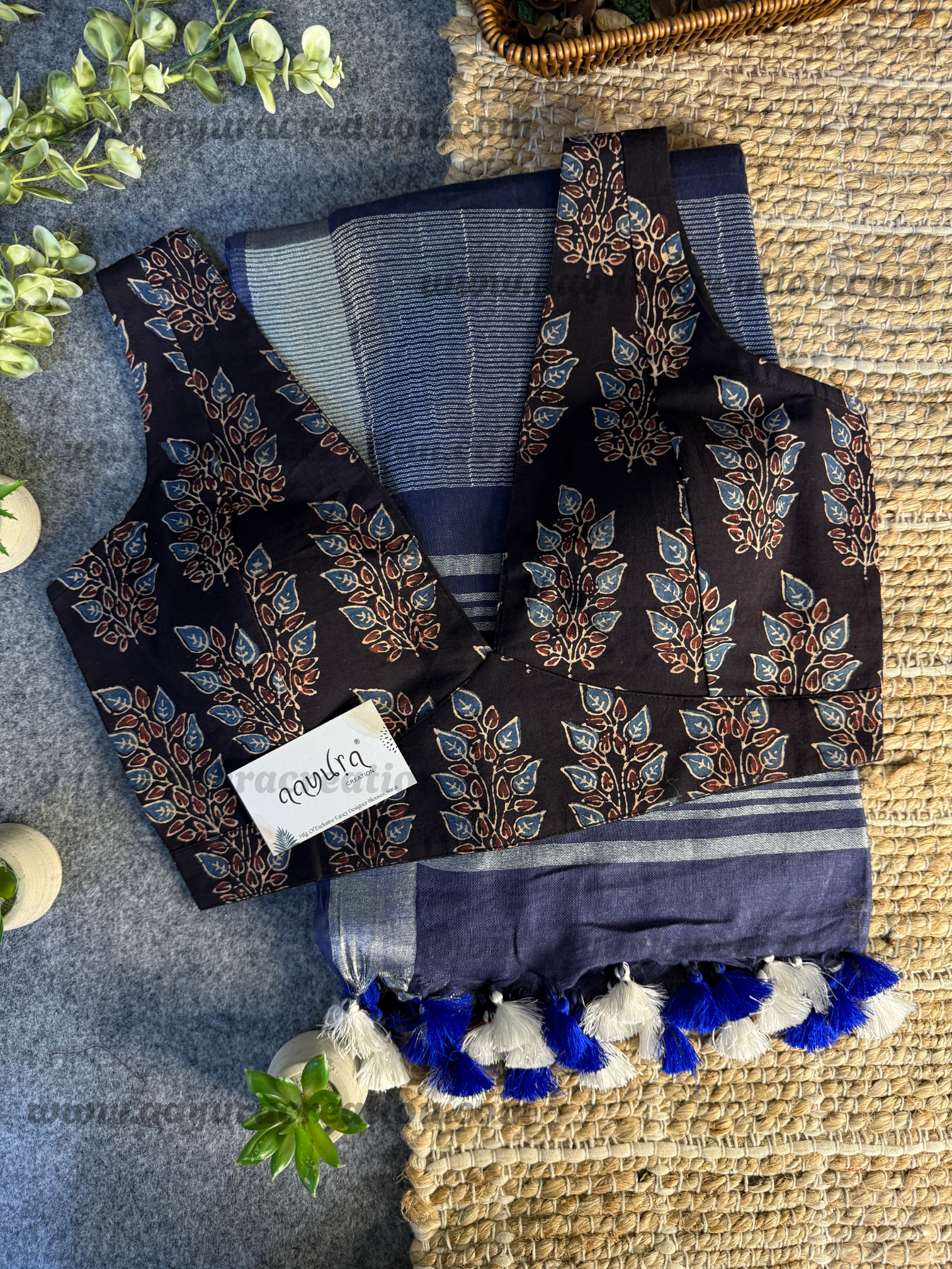 Ajrakh Vibe – Linen Grace Combo