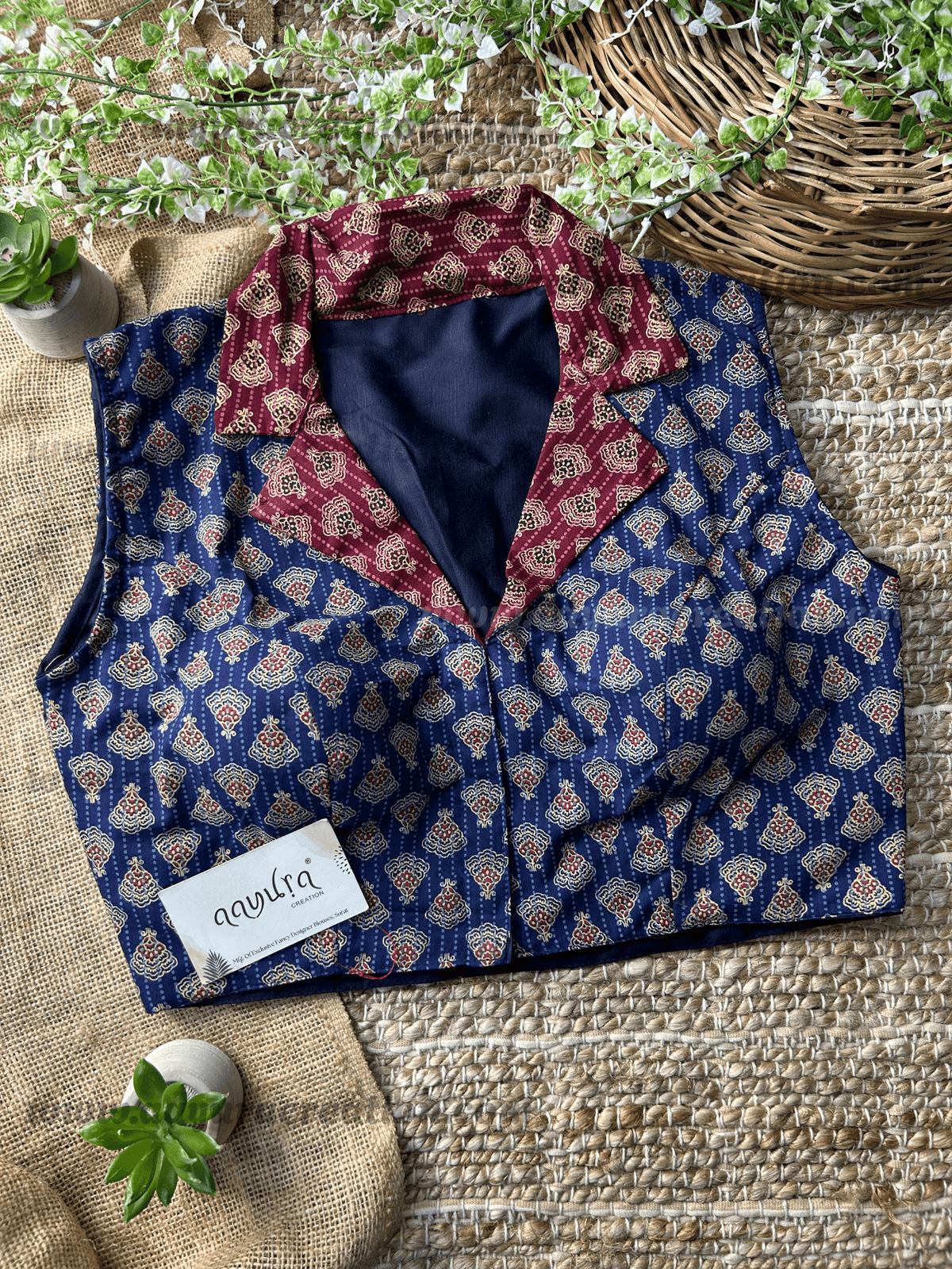 Cotton Collar Neck