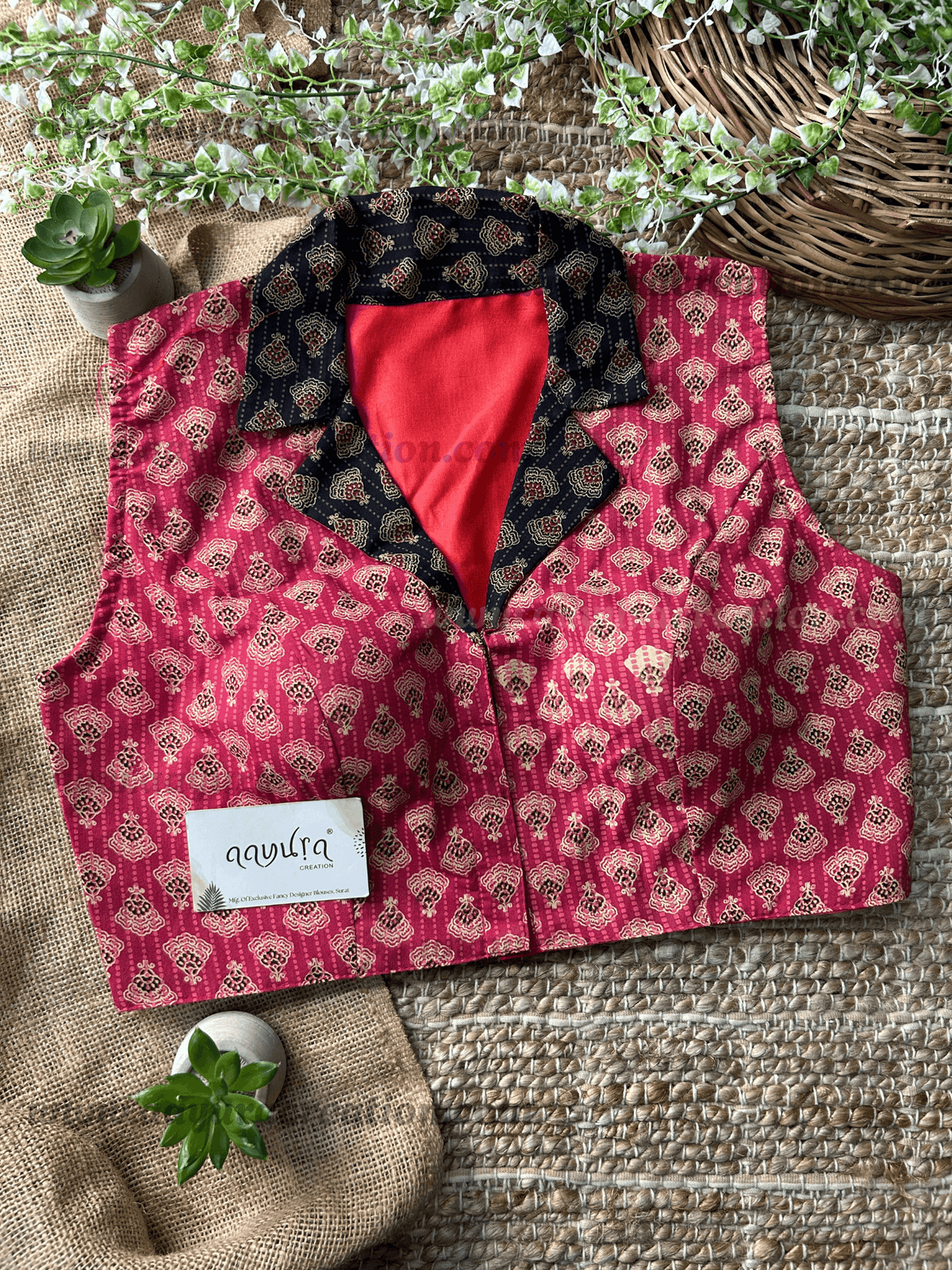 Cotton Collar Neck