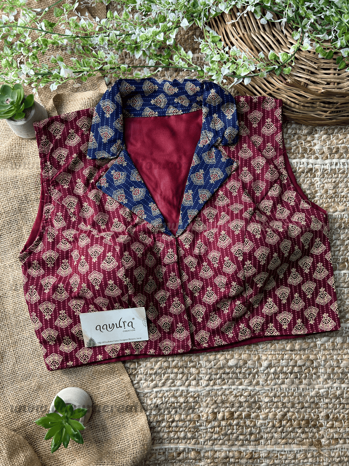 Cotton Collar Neck