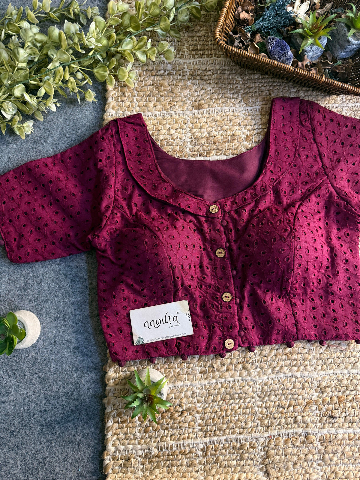 Hakoba Collar Blouse
