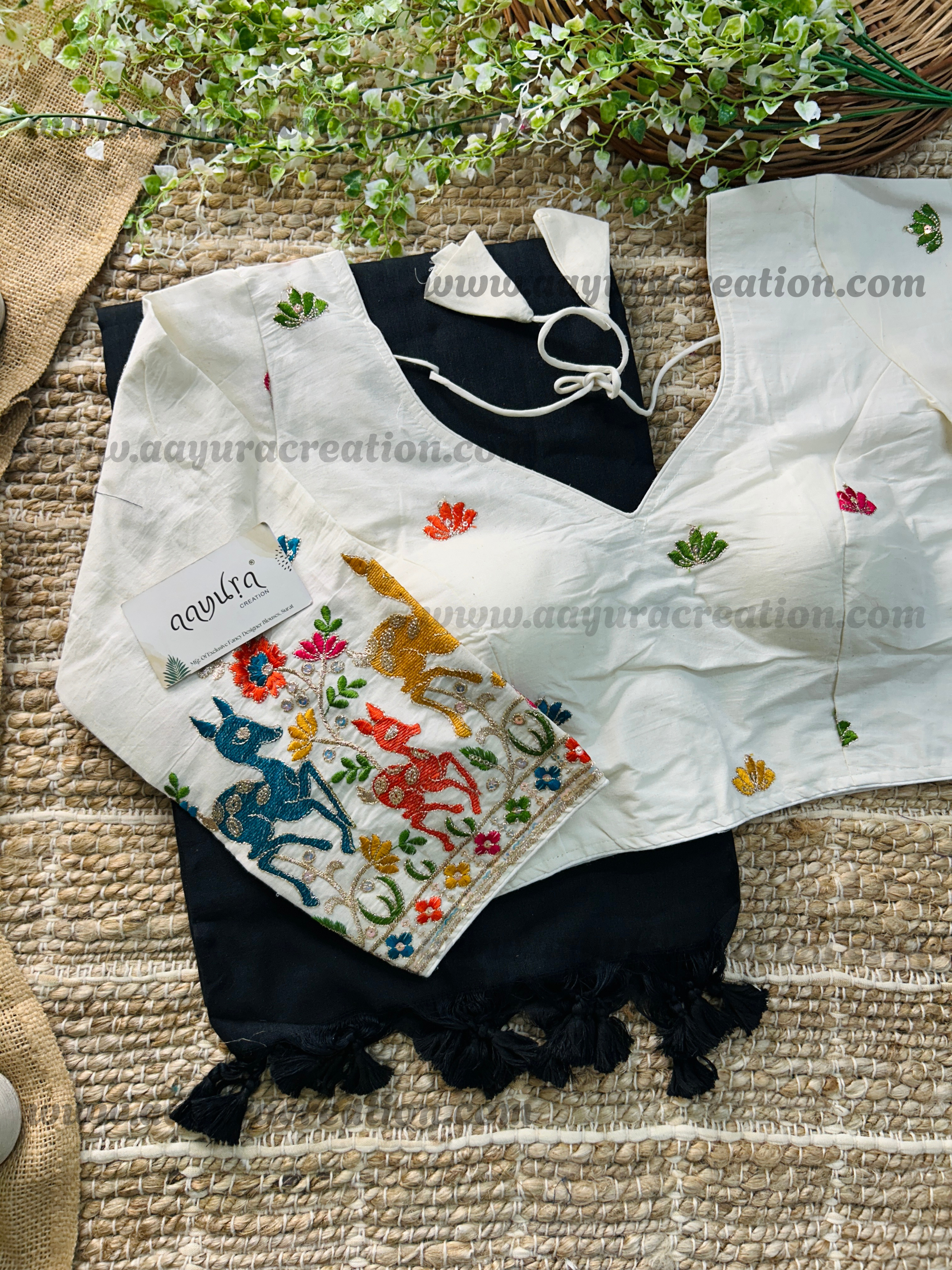 LoomLeya – Khadi Classics Pair