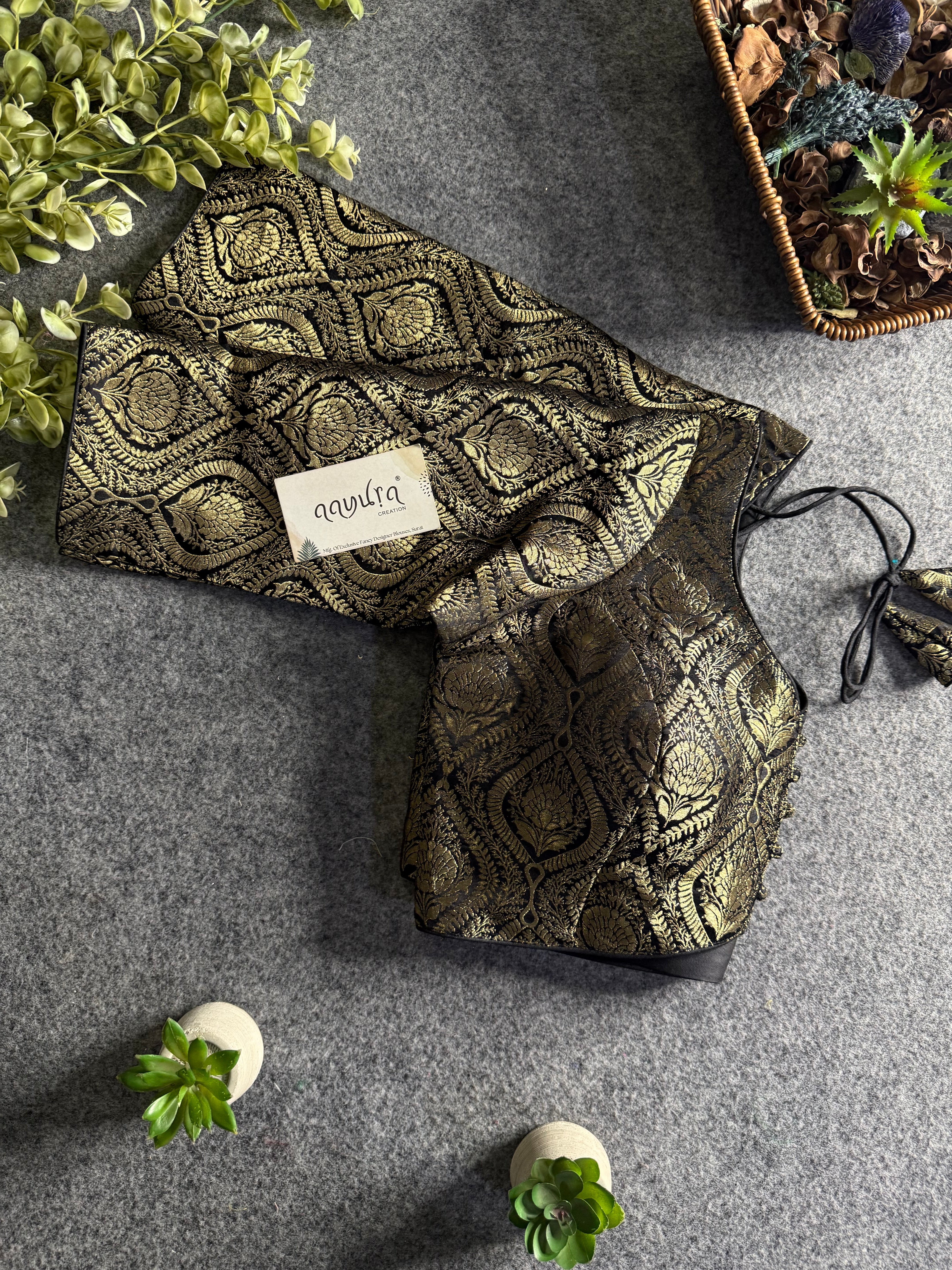 Ira Banarasi Classic Sleeve Blouse