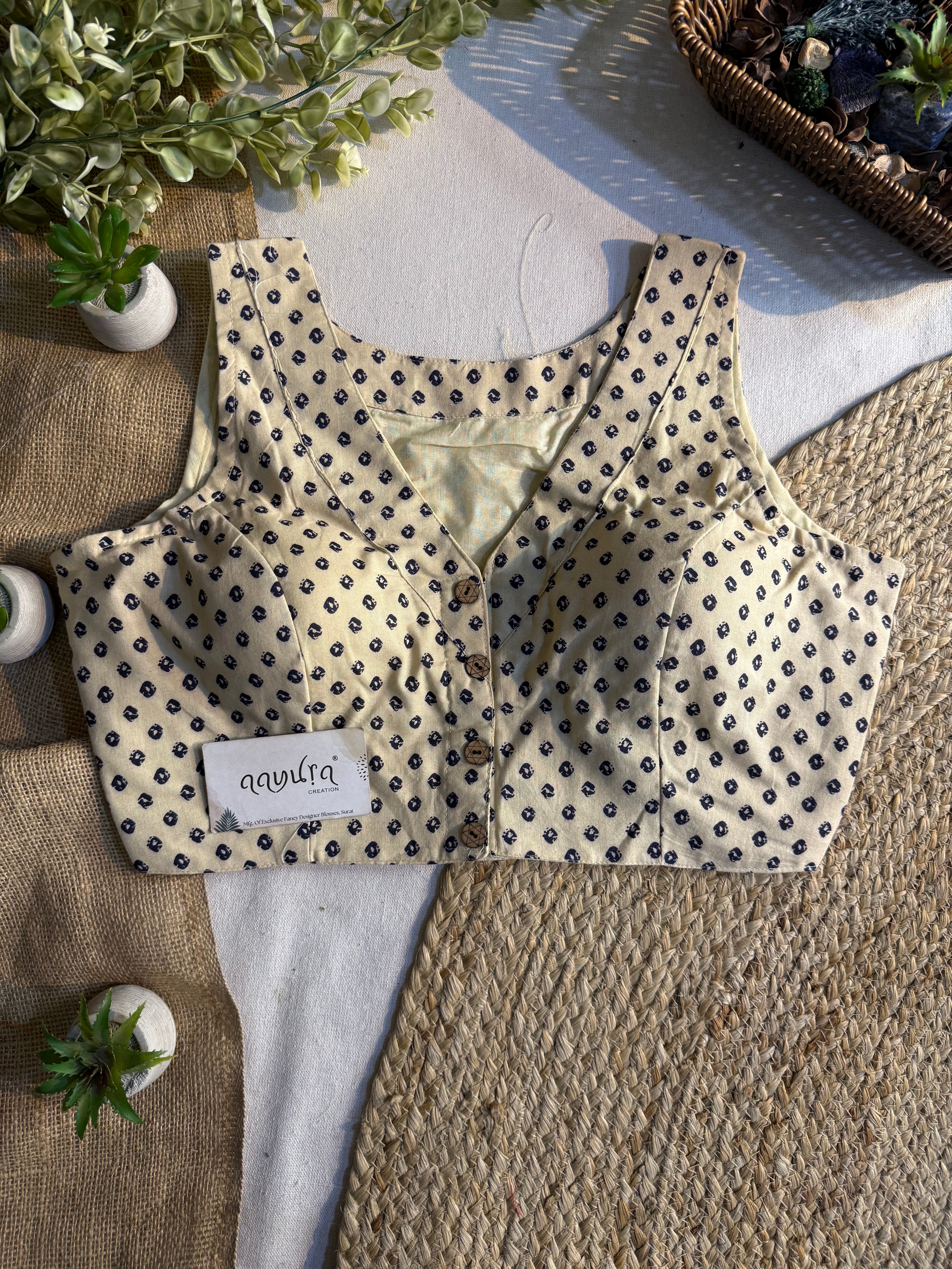 Cotton Collar Neck