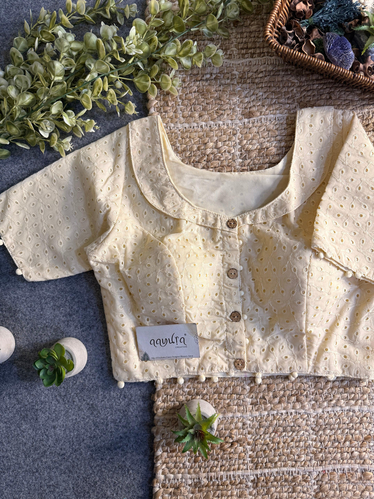 Hakoba Collar Blouse