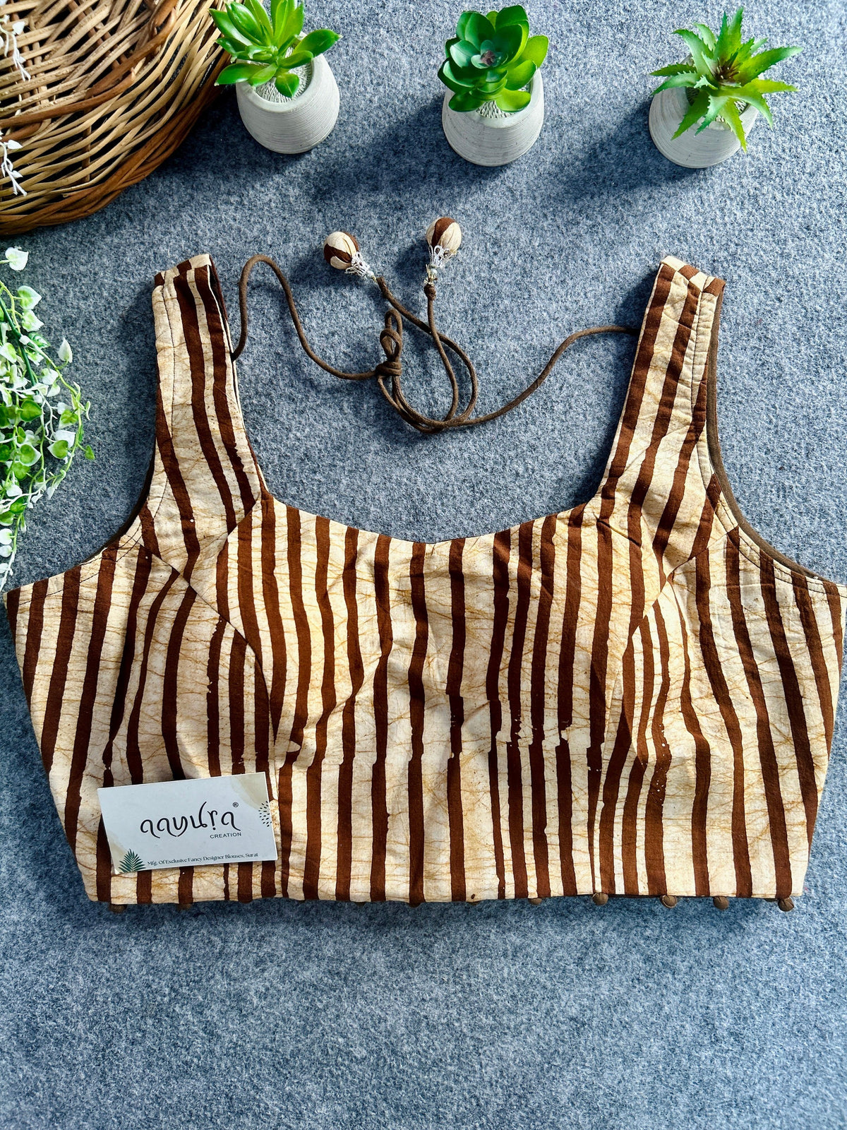 Nikita-Blouse