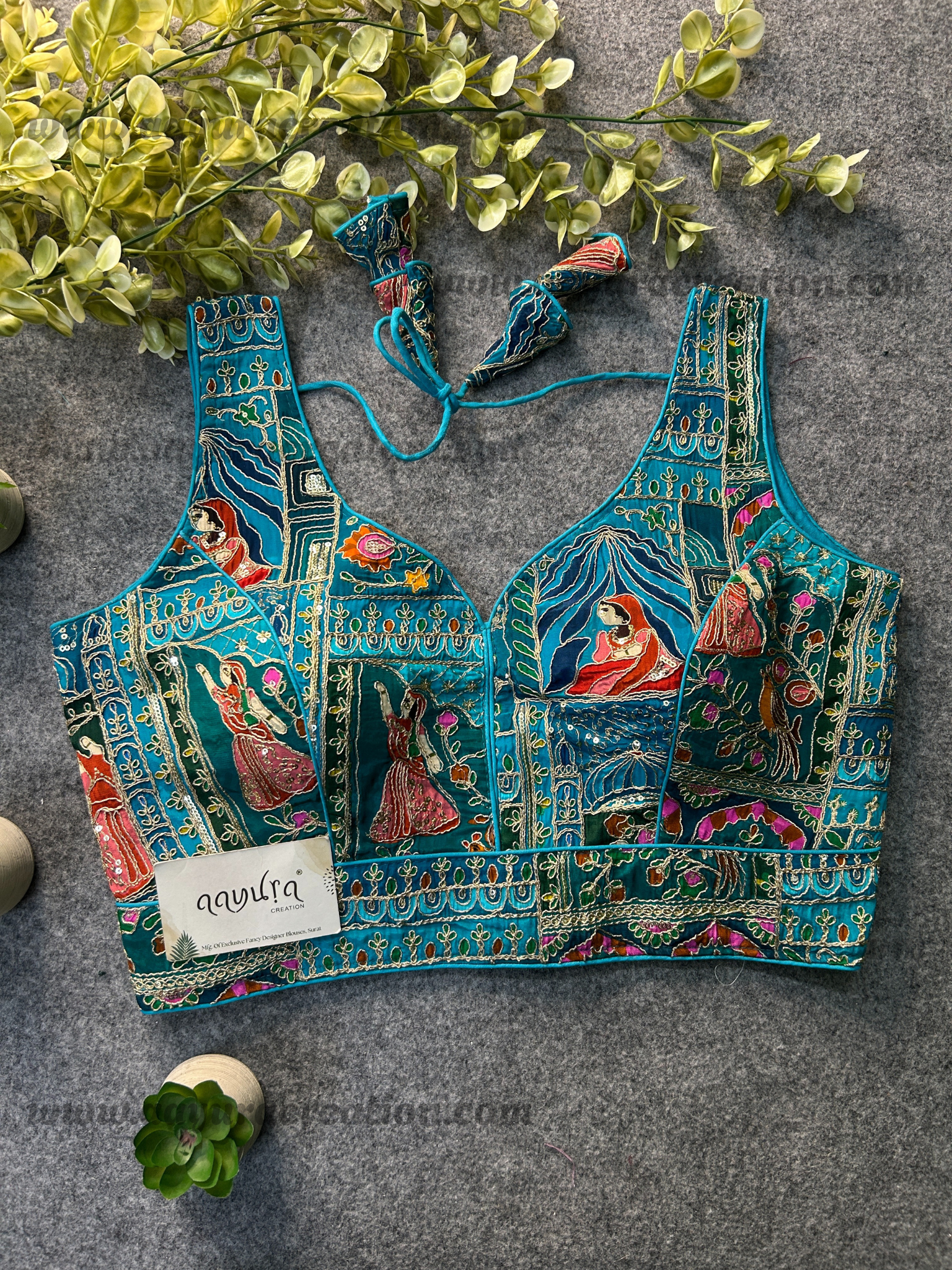 Empress Elegance Blouse ๐ธ