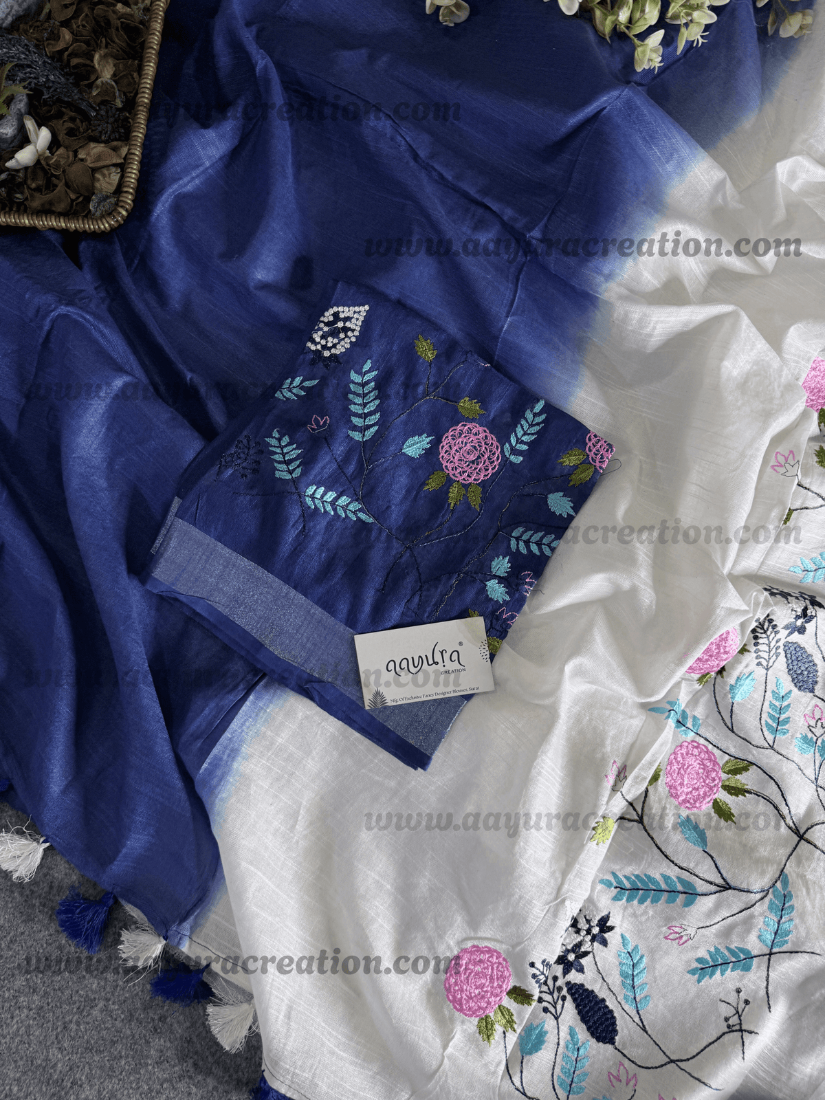 Classic Linen Charm Saree