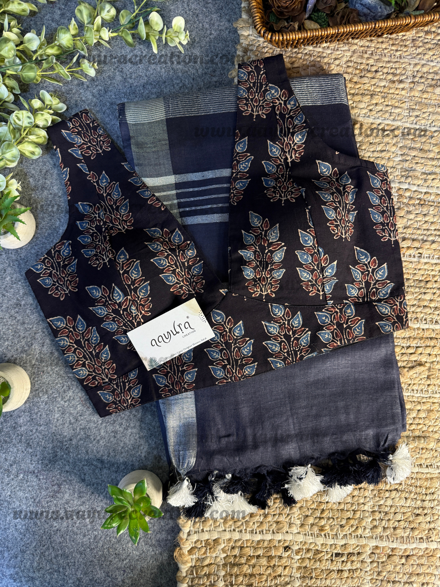 Ajrakh Vibe – Linen Grace Combo