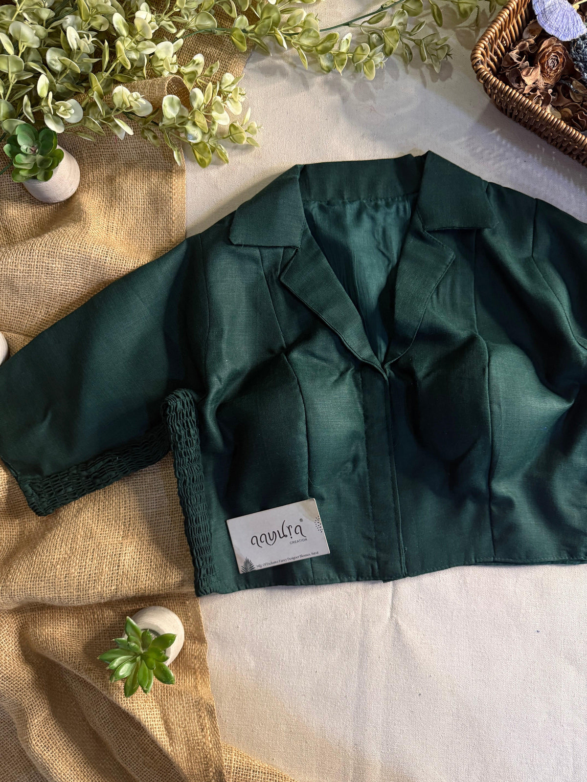 Comfort Fit Cotton Collar Blouse