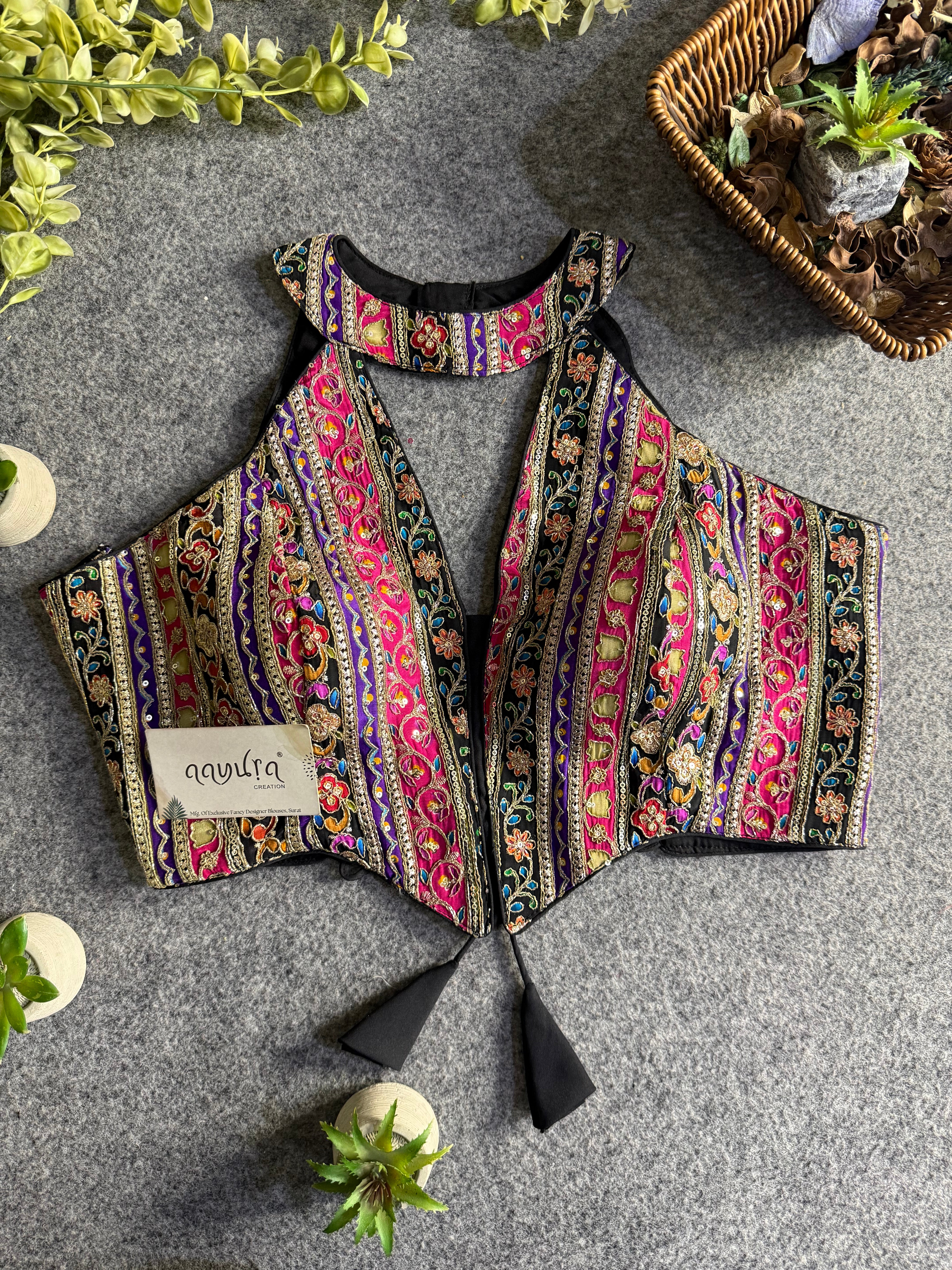 Diva Glow Halter Neck Blouse