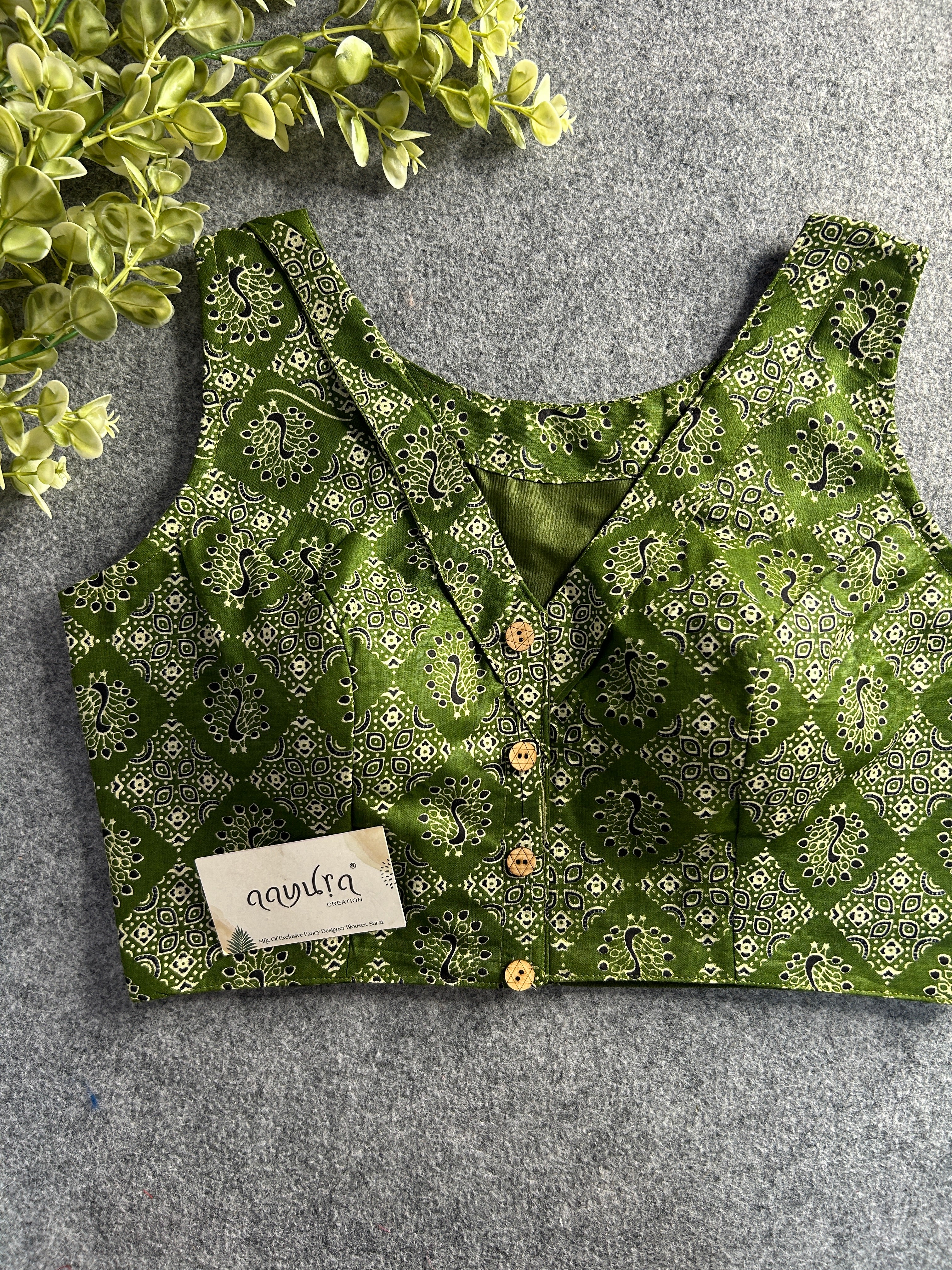 Cotton Coller Neck