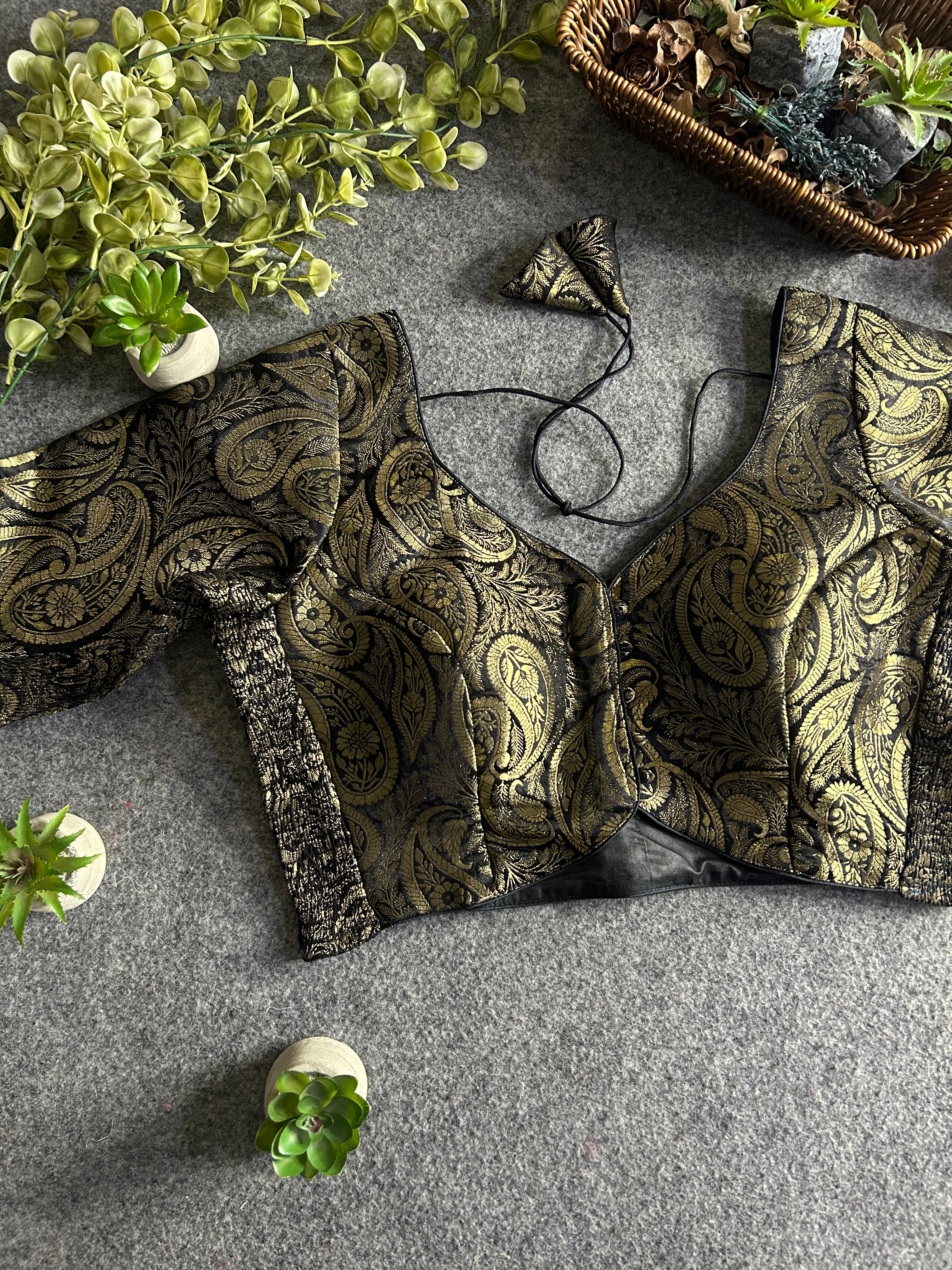 Vihana Banarasi Front Open Blouse
