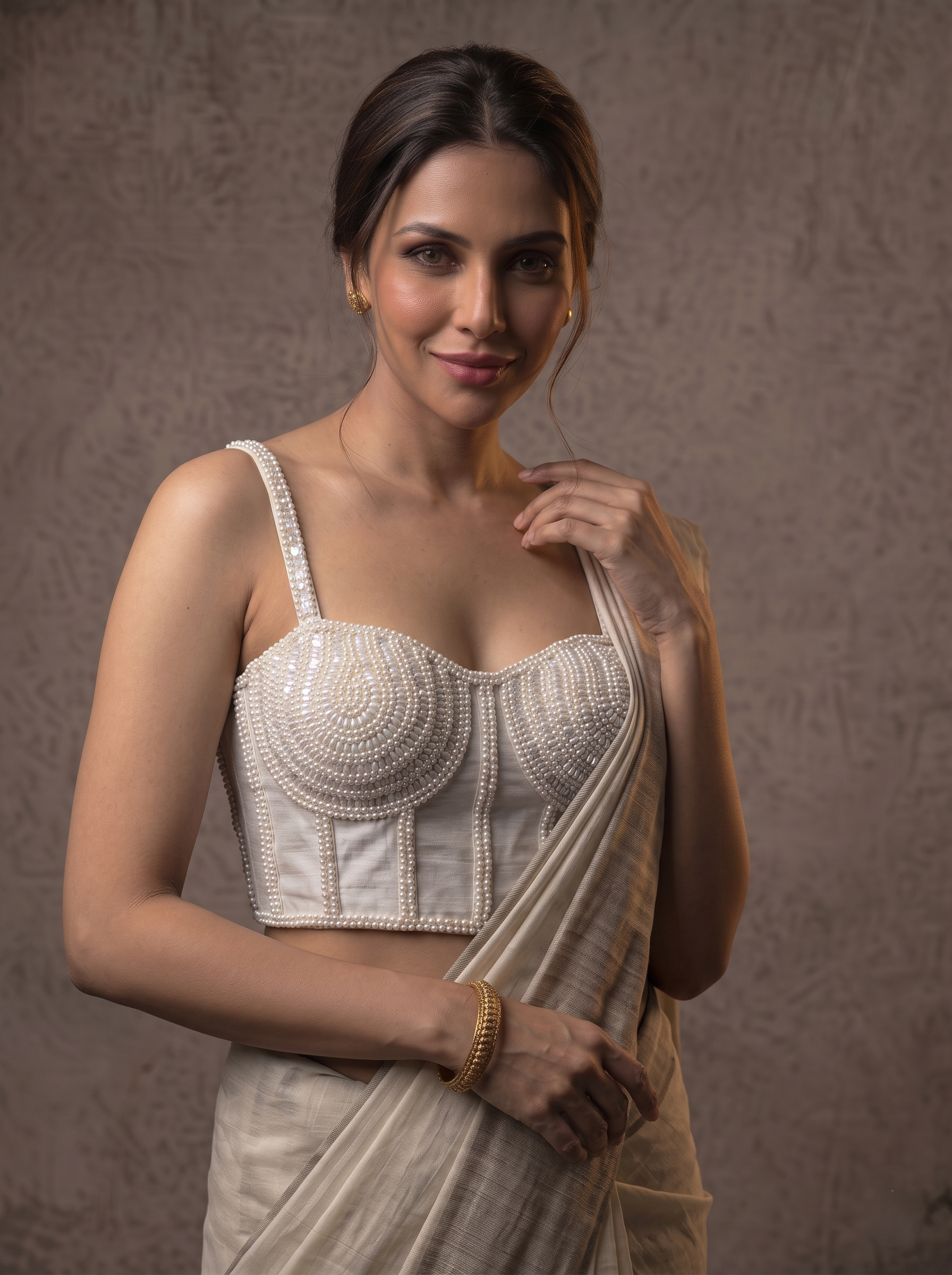 SHARIKA-WHITE