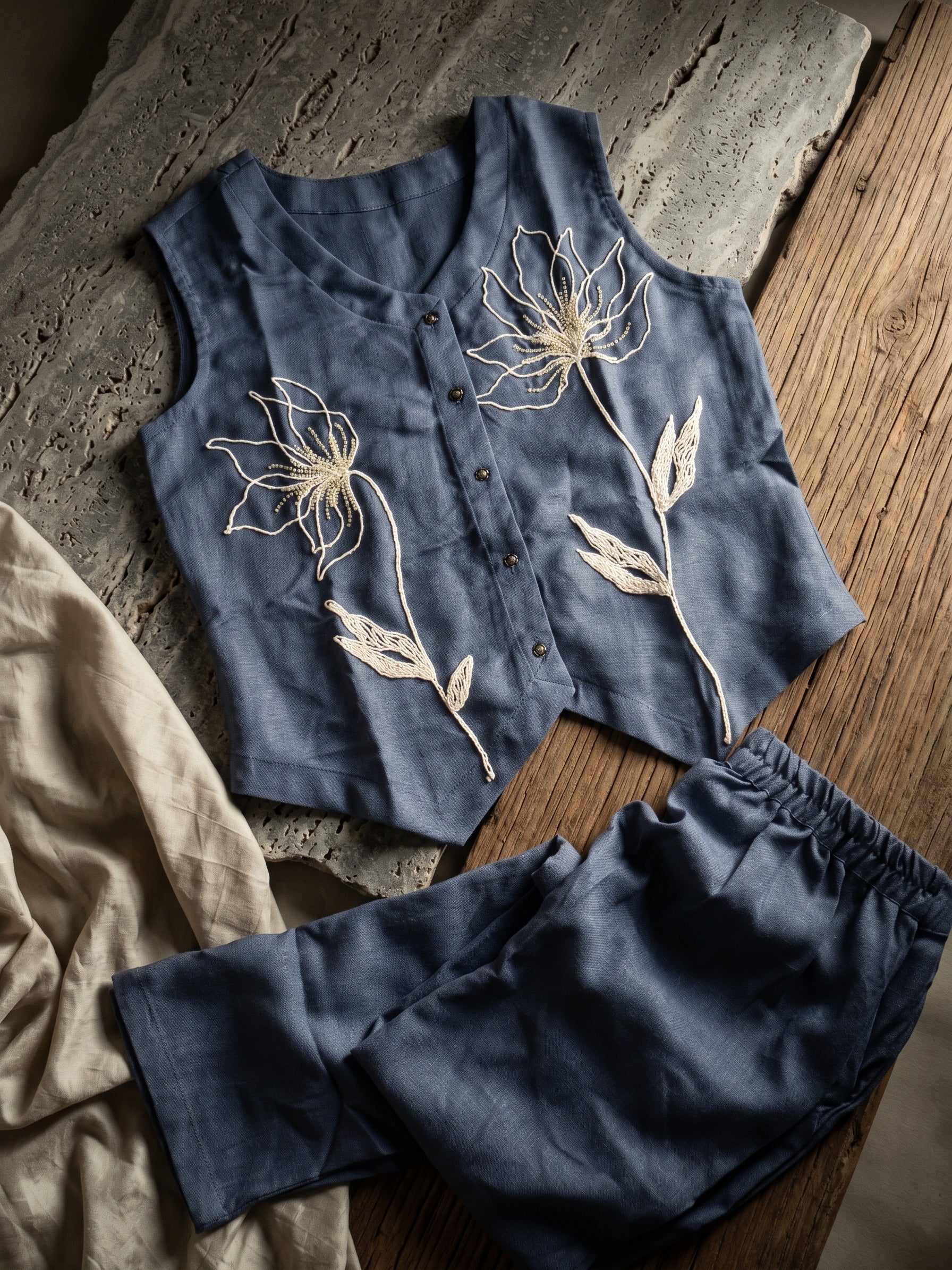 Aaliya Elegant Twill Set