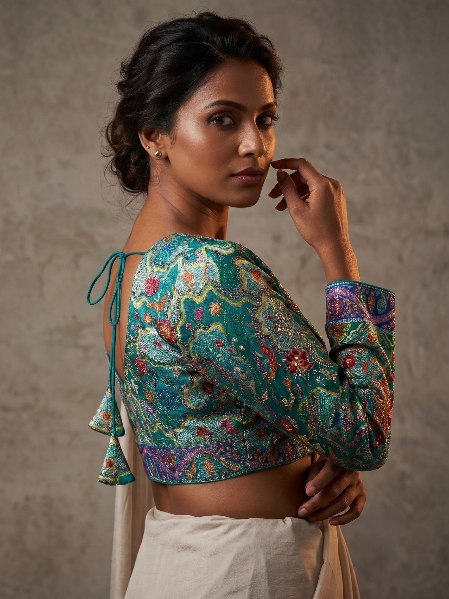 Vintage Noor Blouse