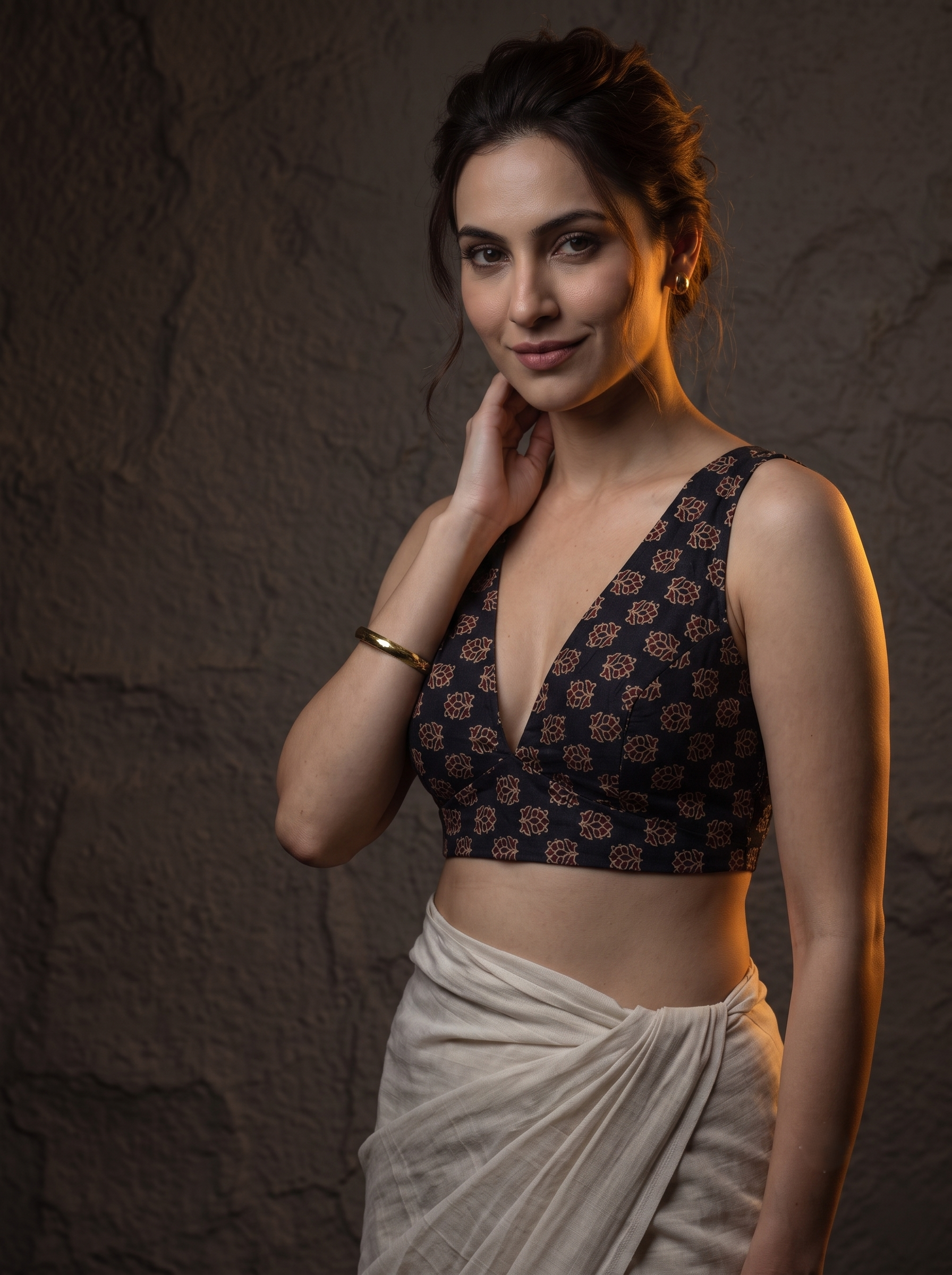 Ajrakh V neck