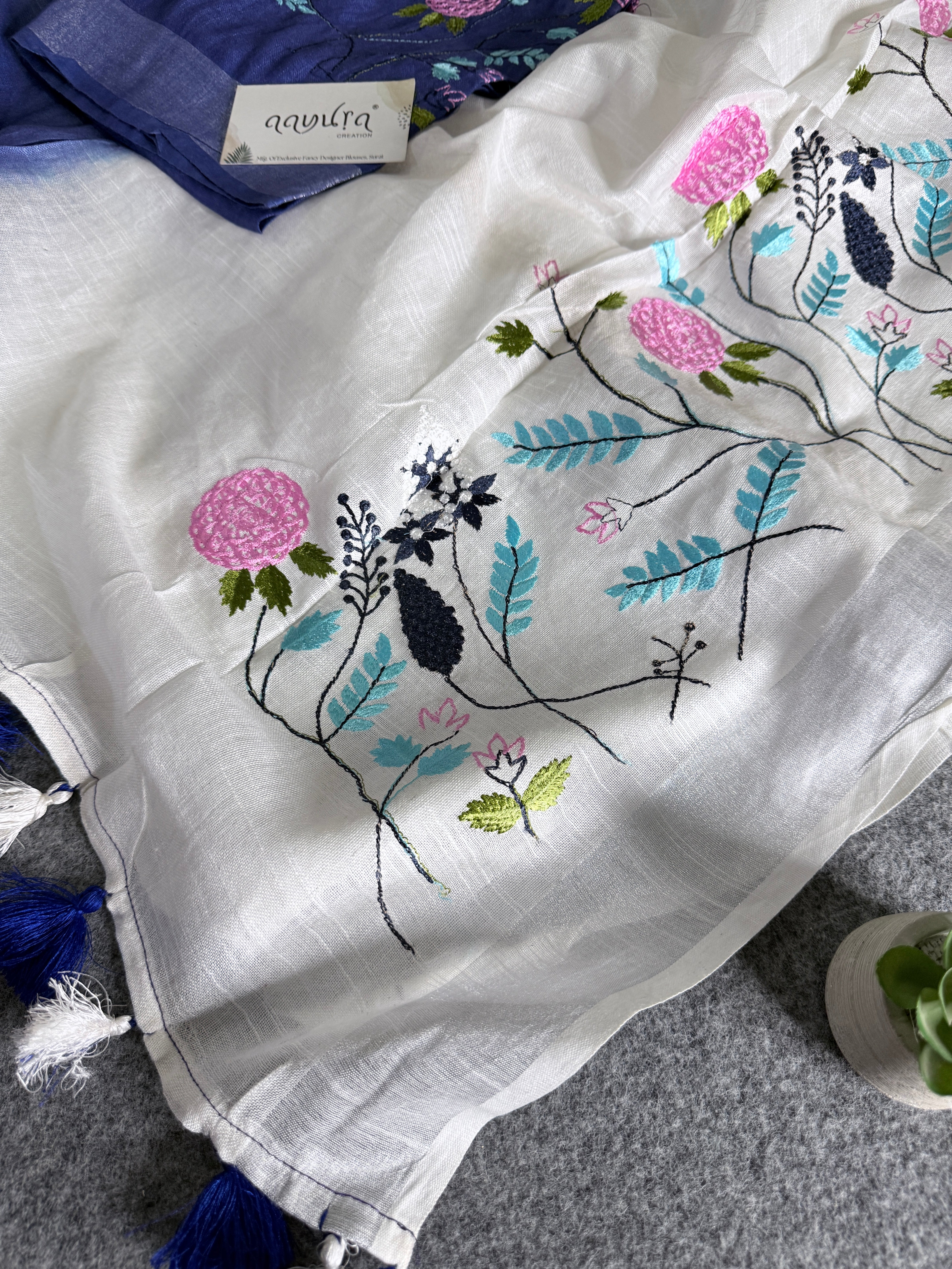 Classic Linen Charm Saree