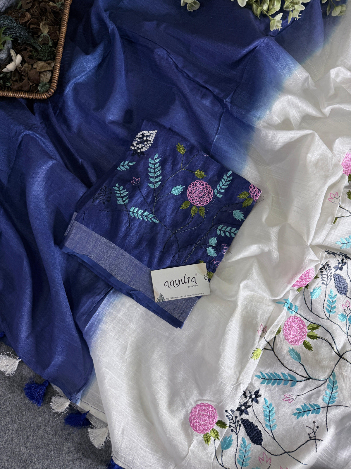 Classic Linen Charm Saree