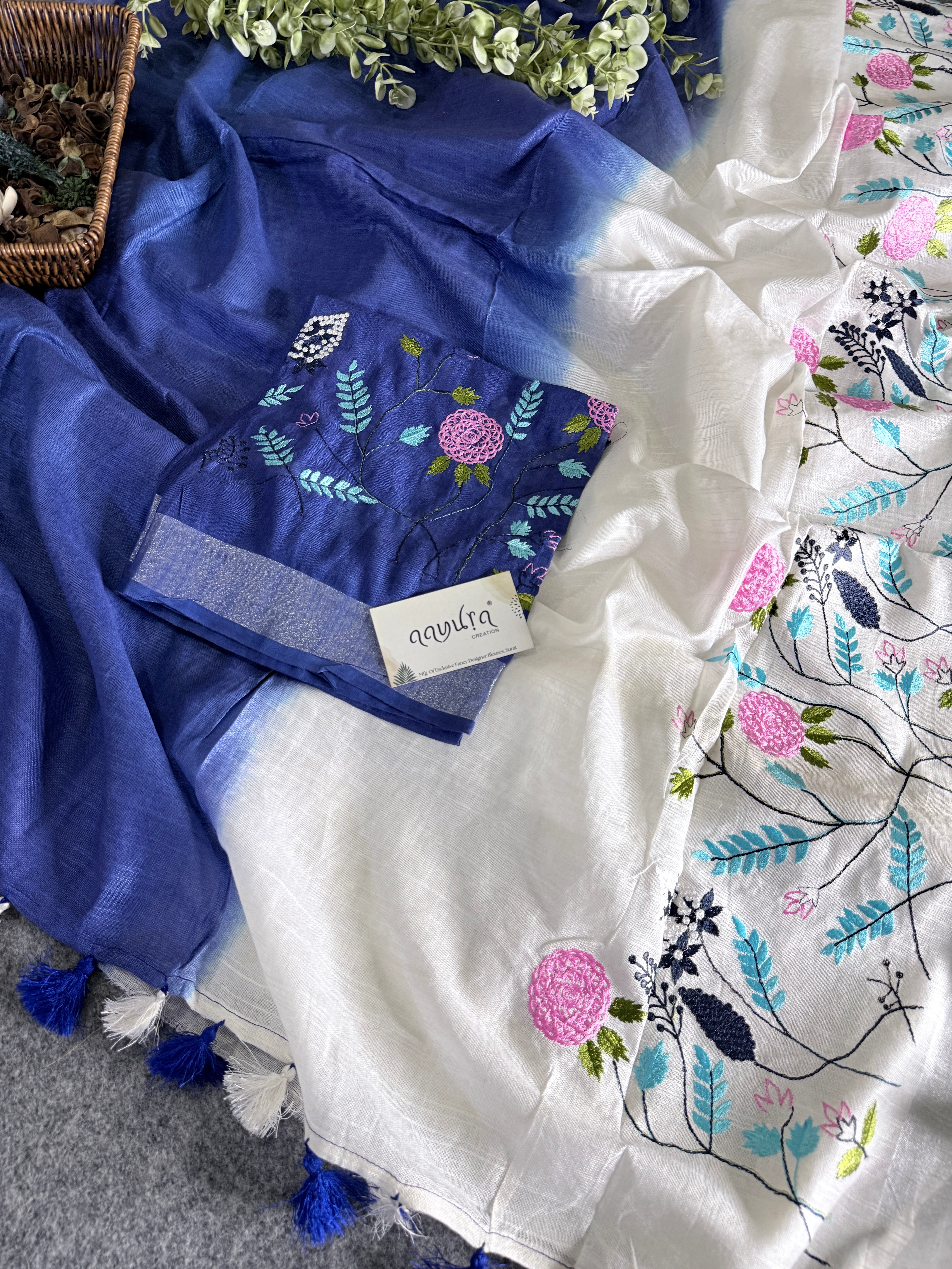 Classic Linen Charm Saree