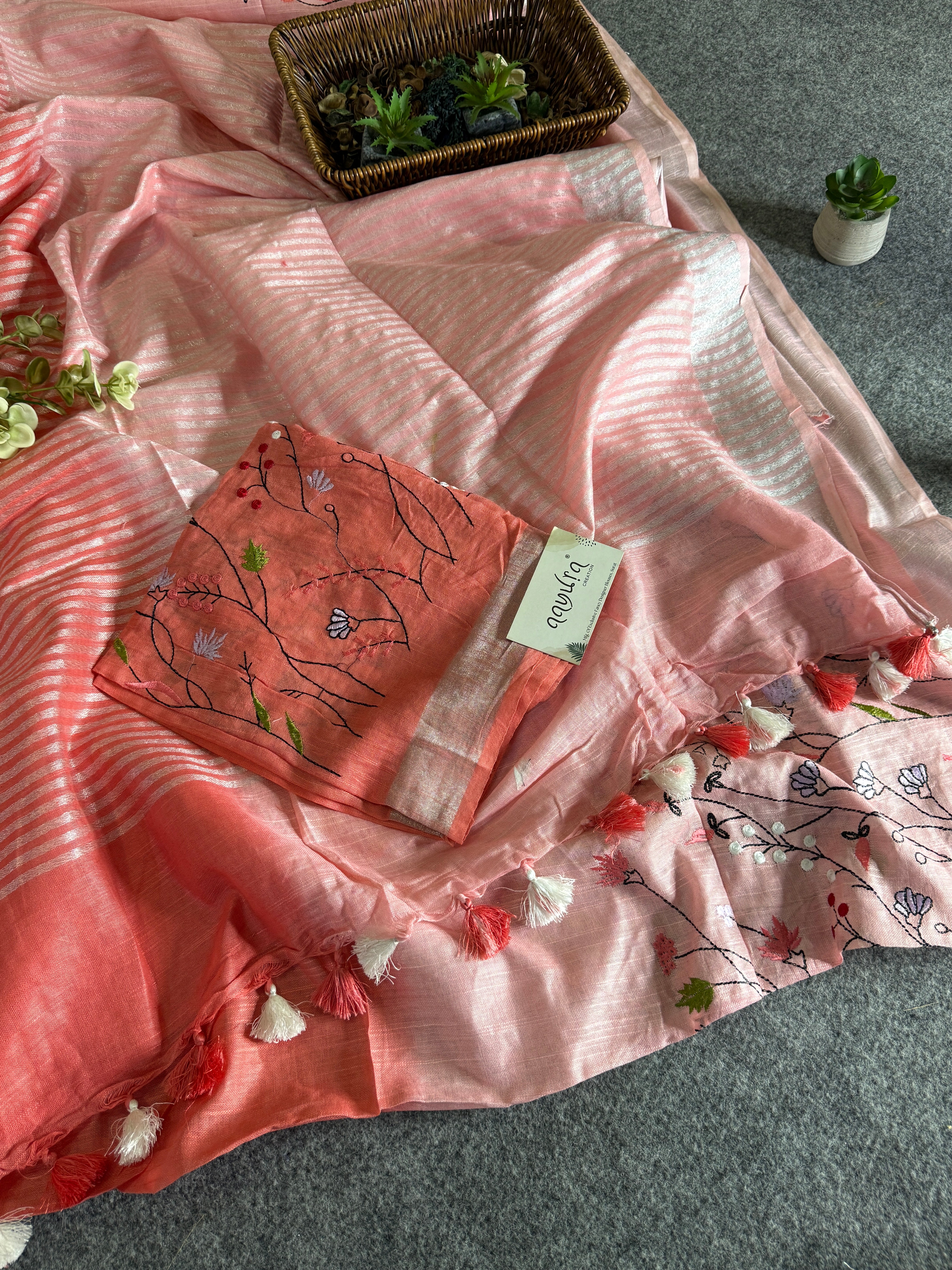 Classic Linen Charm Saree