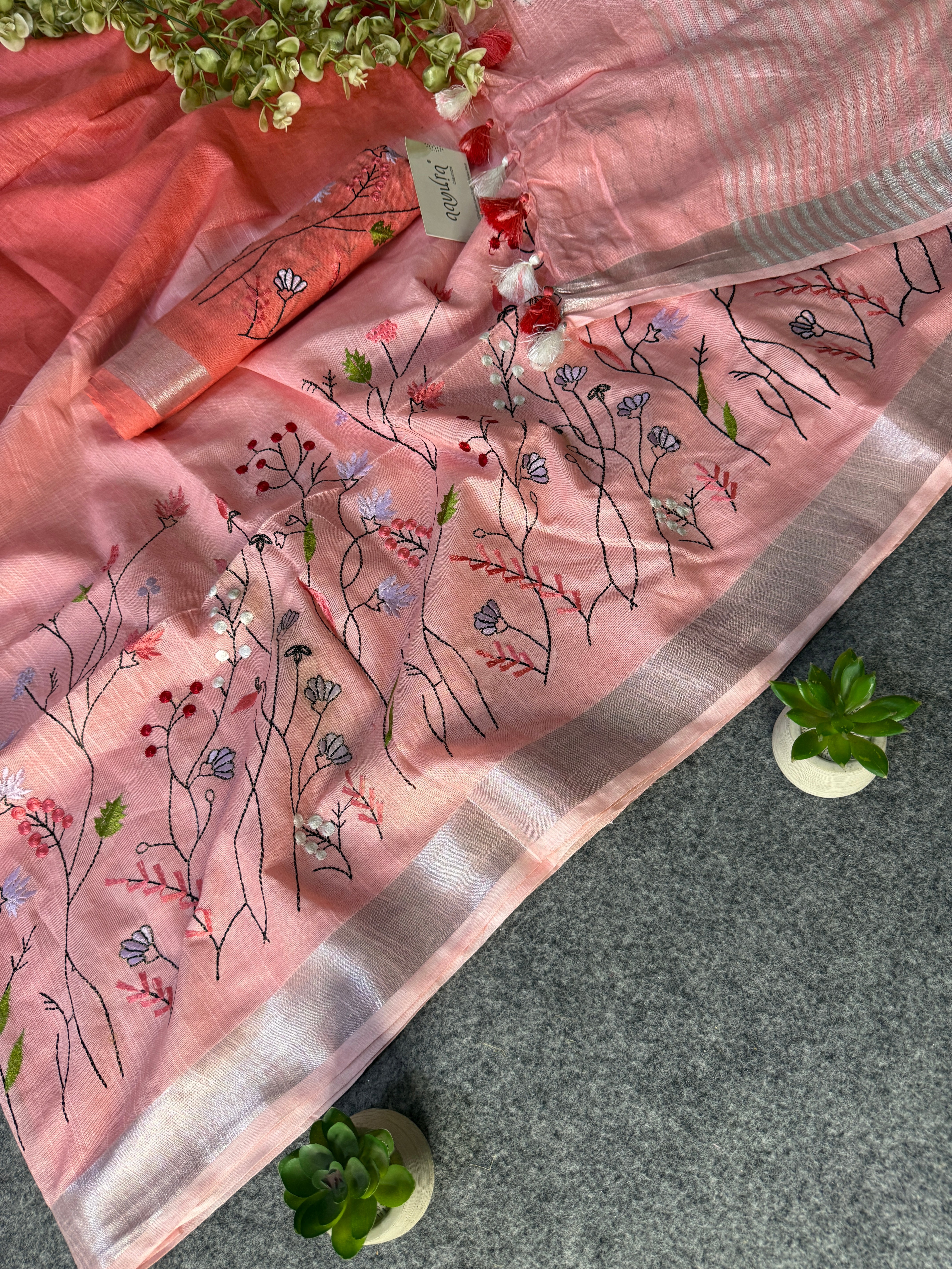 Classic Linen Charm Saree