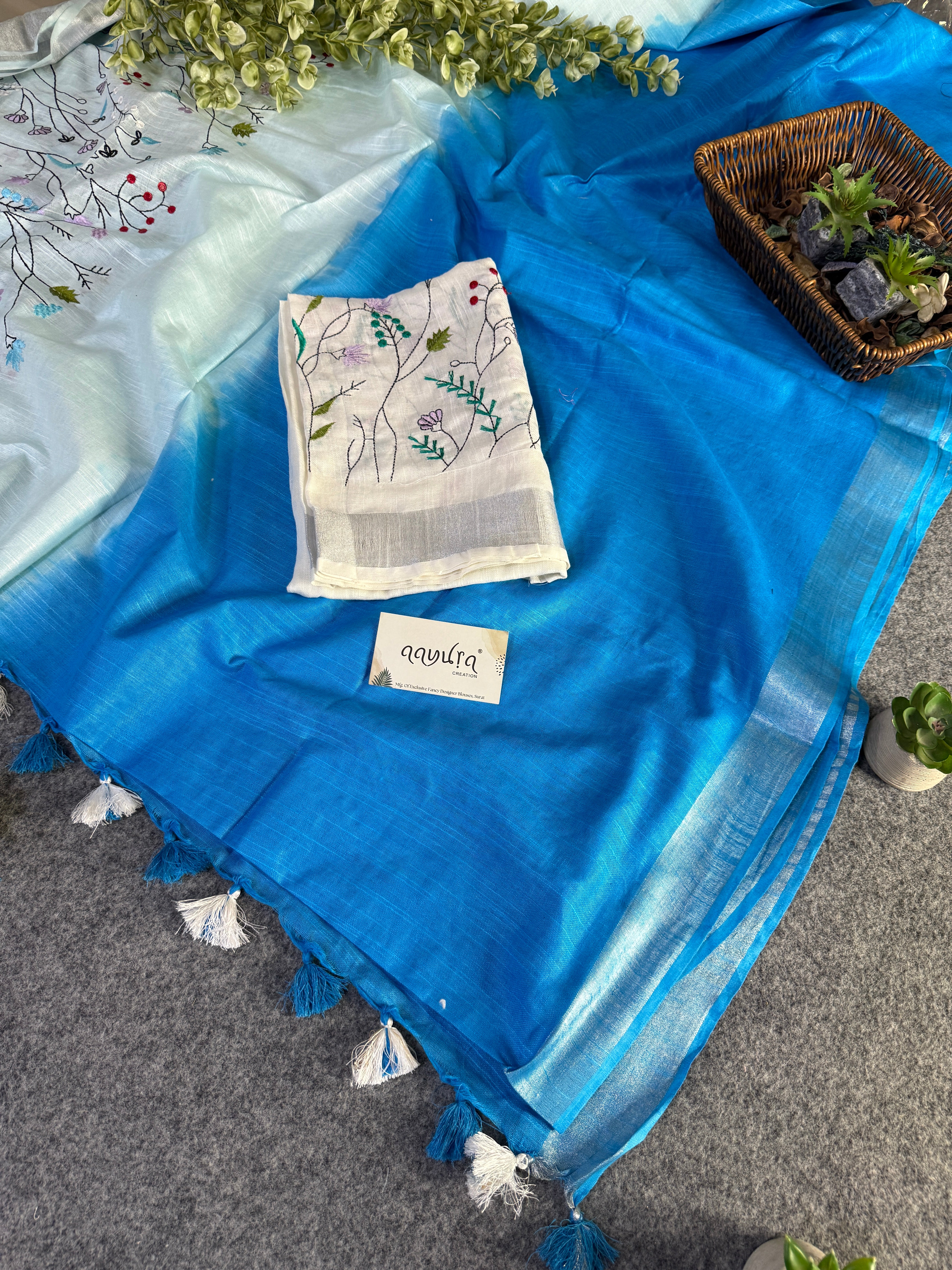 Classic Linen Charm Saree