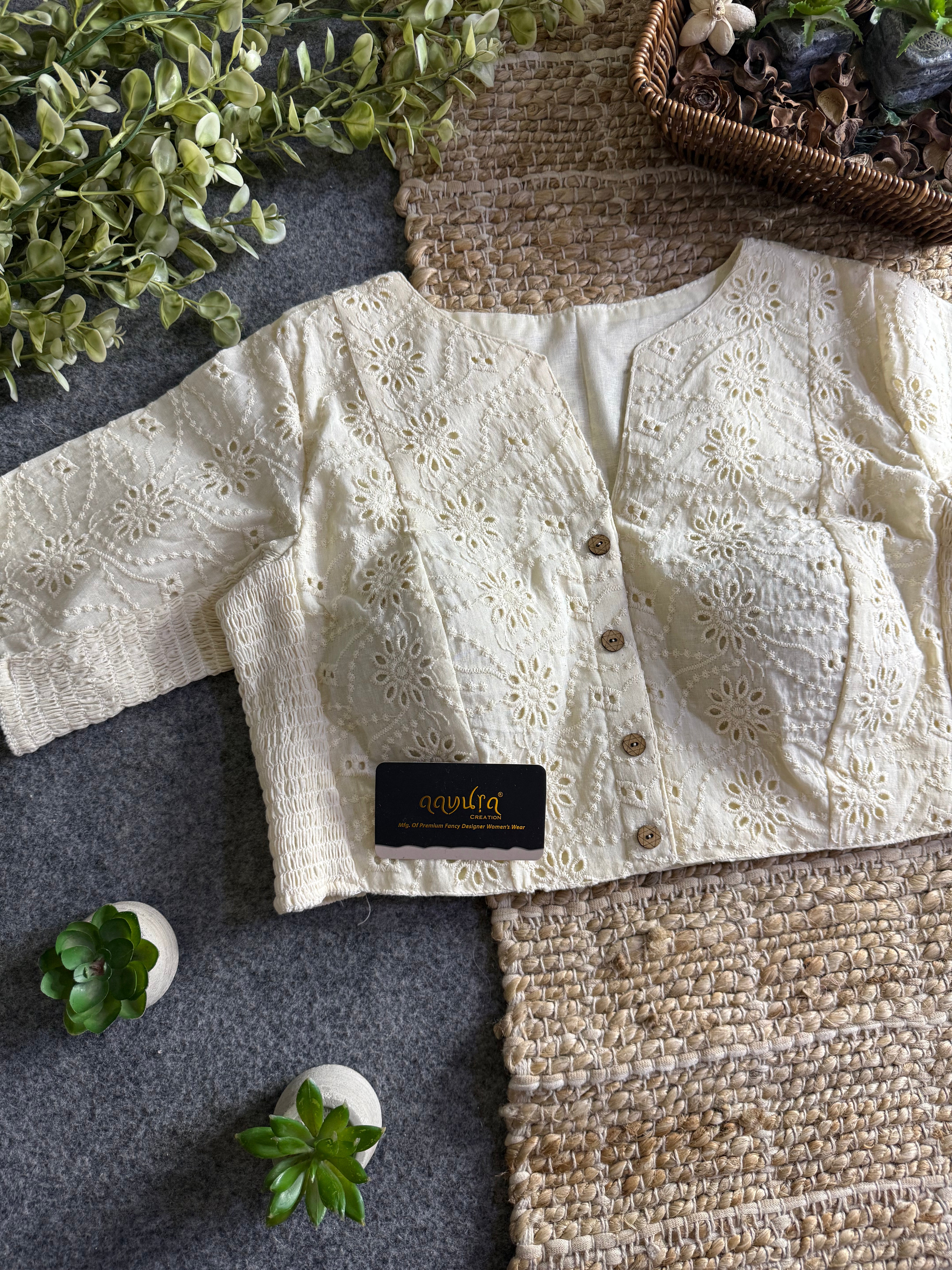 Comfort Fit Hakoba Blouse