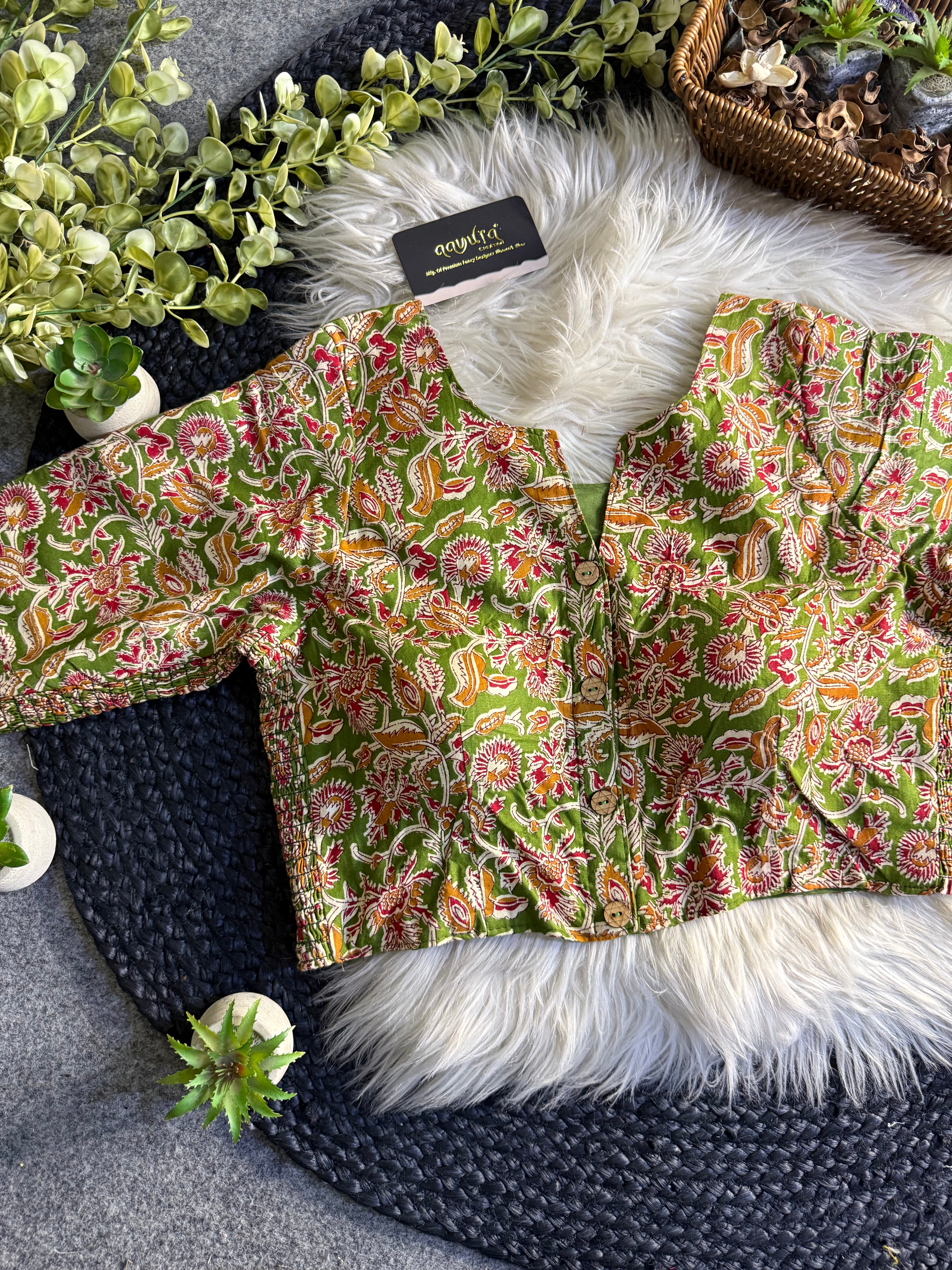 Comfort Fit Cotton Print Blouse 2